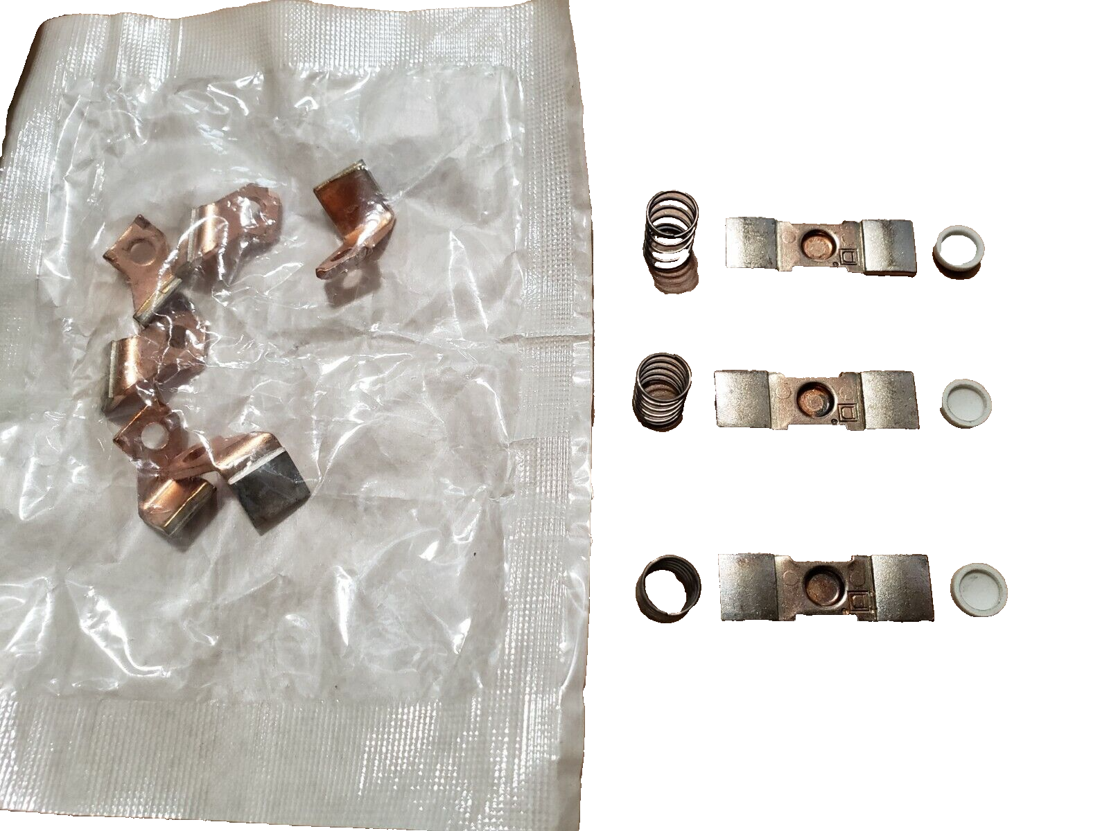 (QTY:1) Square D 9998-SA81 / 9998 SA81 Contact Kit