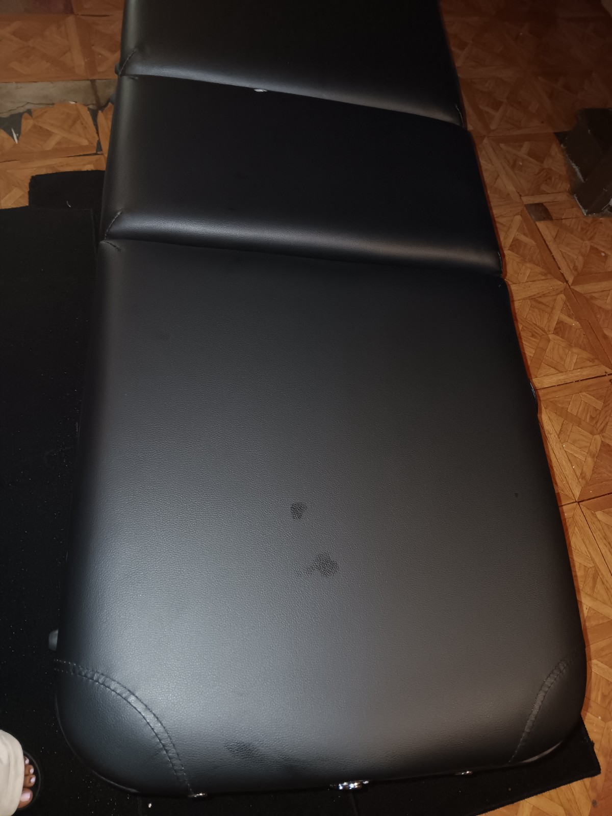 Portable Foldable Black Massage Table with Metal Frame & Face Cradle