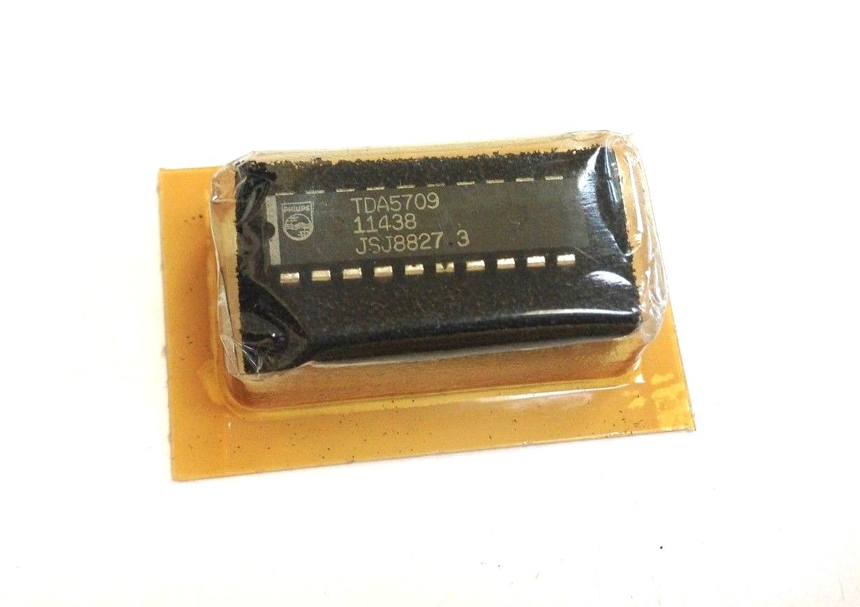 TDA5709 Radial Error Signal Processor LOT OF 10 BY PHILIPS