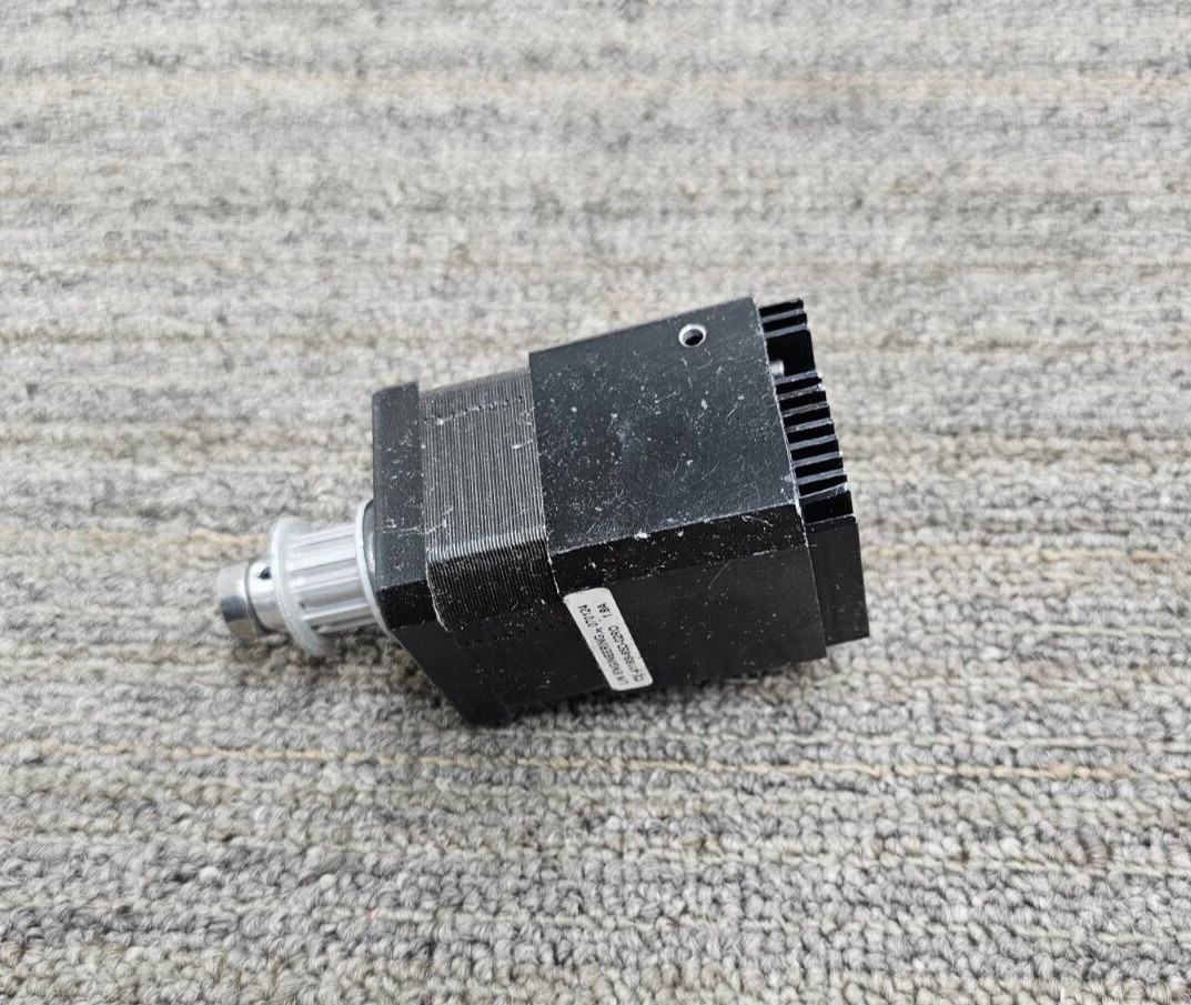 Lin Engineering 4118 Series Stepper Motor 070124 CE-4118S-65D-02RO 1.8A