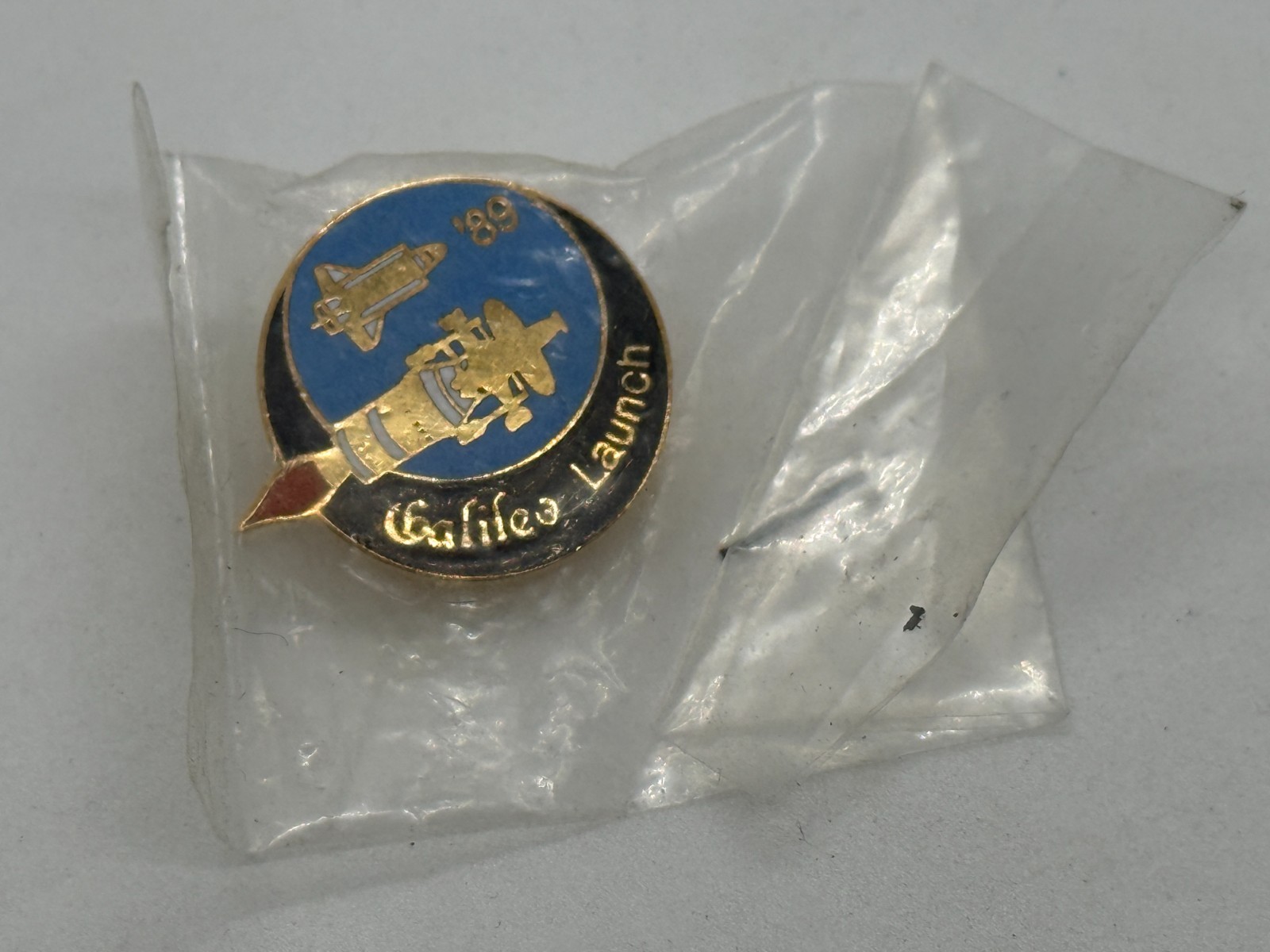 Vintage JPL 1989 Galileo Launch Nasa Program Lapel Pin, In Original Packaging