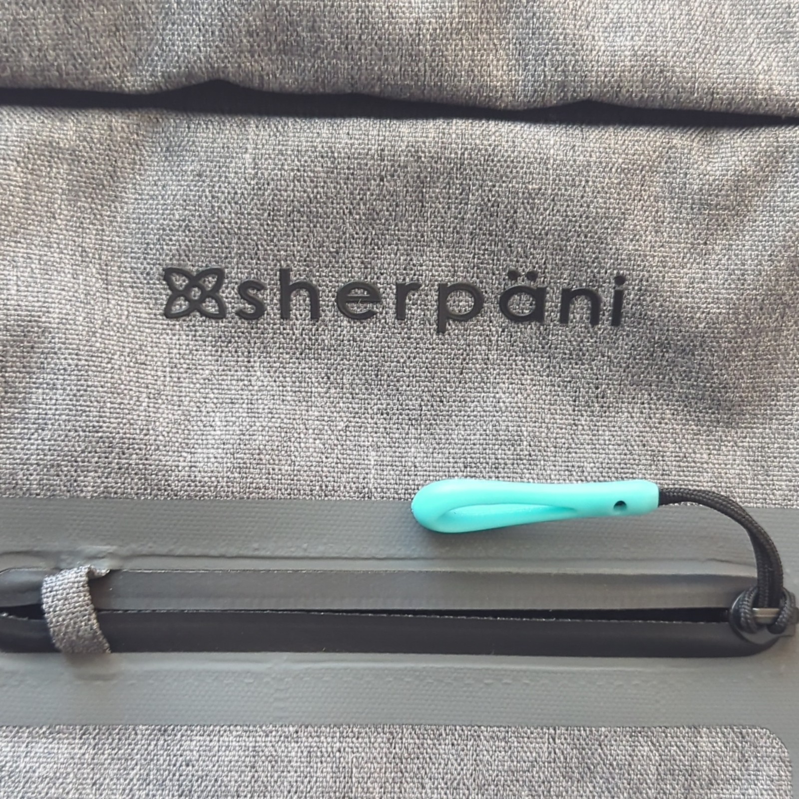 Sherpani Gray/Black Hiking Backpack, Zipper Closure