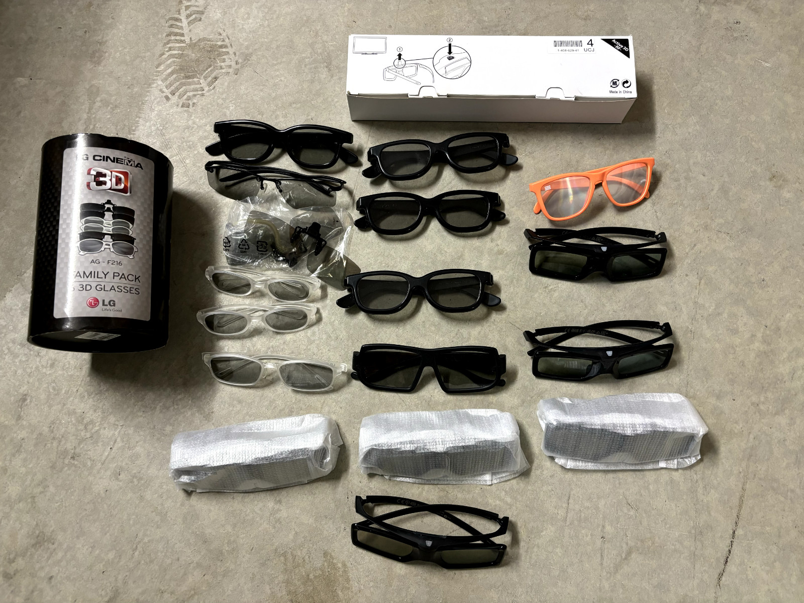 SONY 3D Glass and LG Cimema 3D AG-F216 + MISC LOT TOTAL 17 Glasses