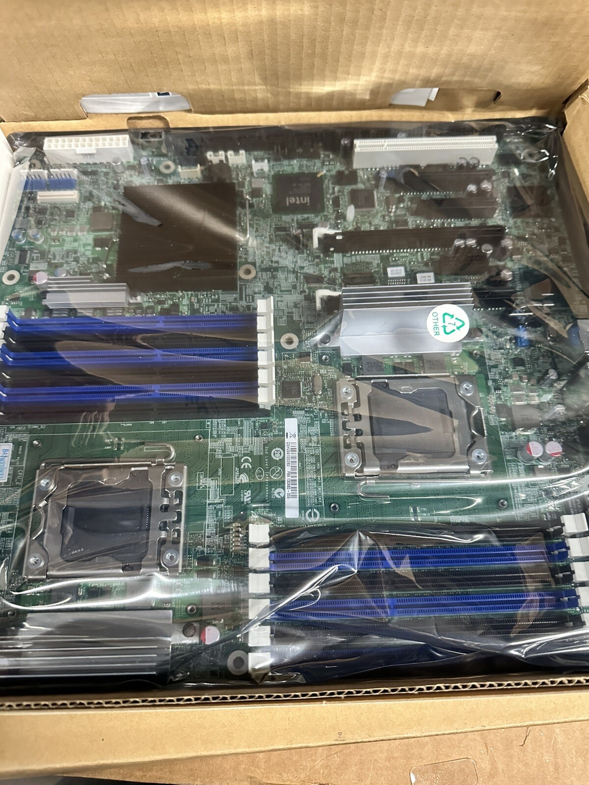 *New* Intel Server board S5520SC Motherboard Dual Socket LGA1366 PC3