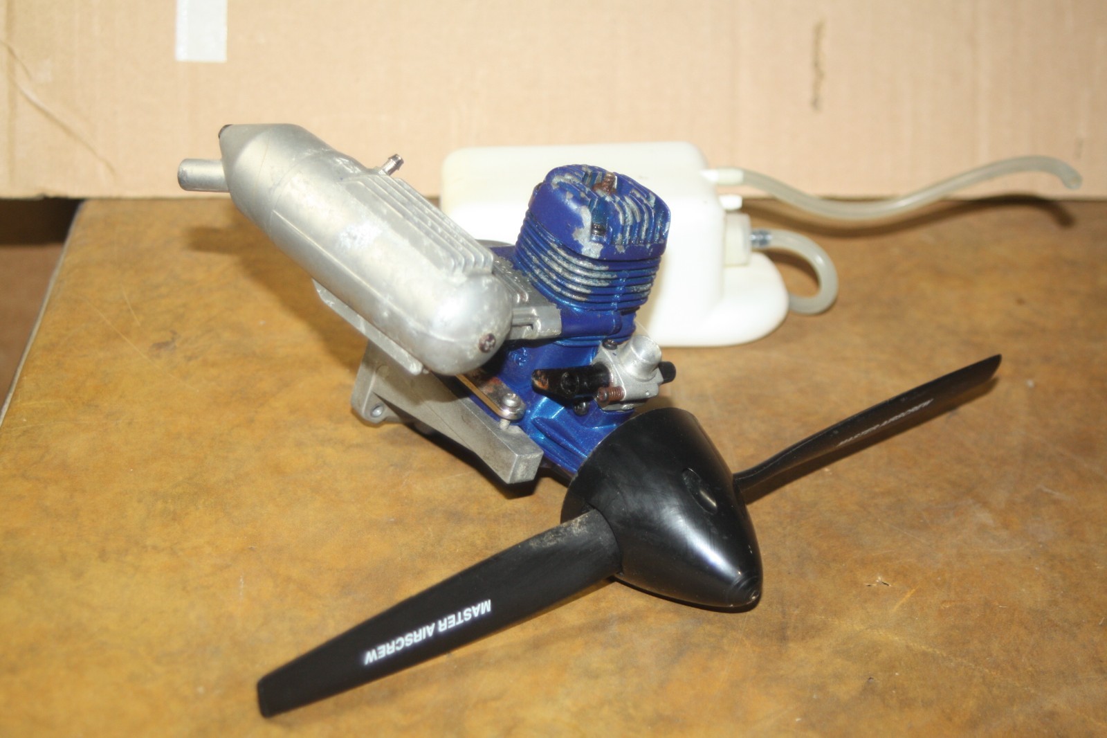 O.S. 46 LA -RC Motor  w/Muffler & 10" Master Airscrew Propeller and Fuel Tank