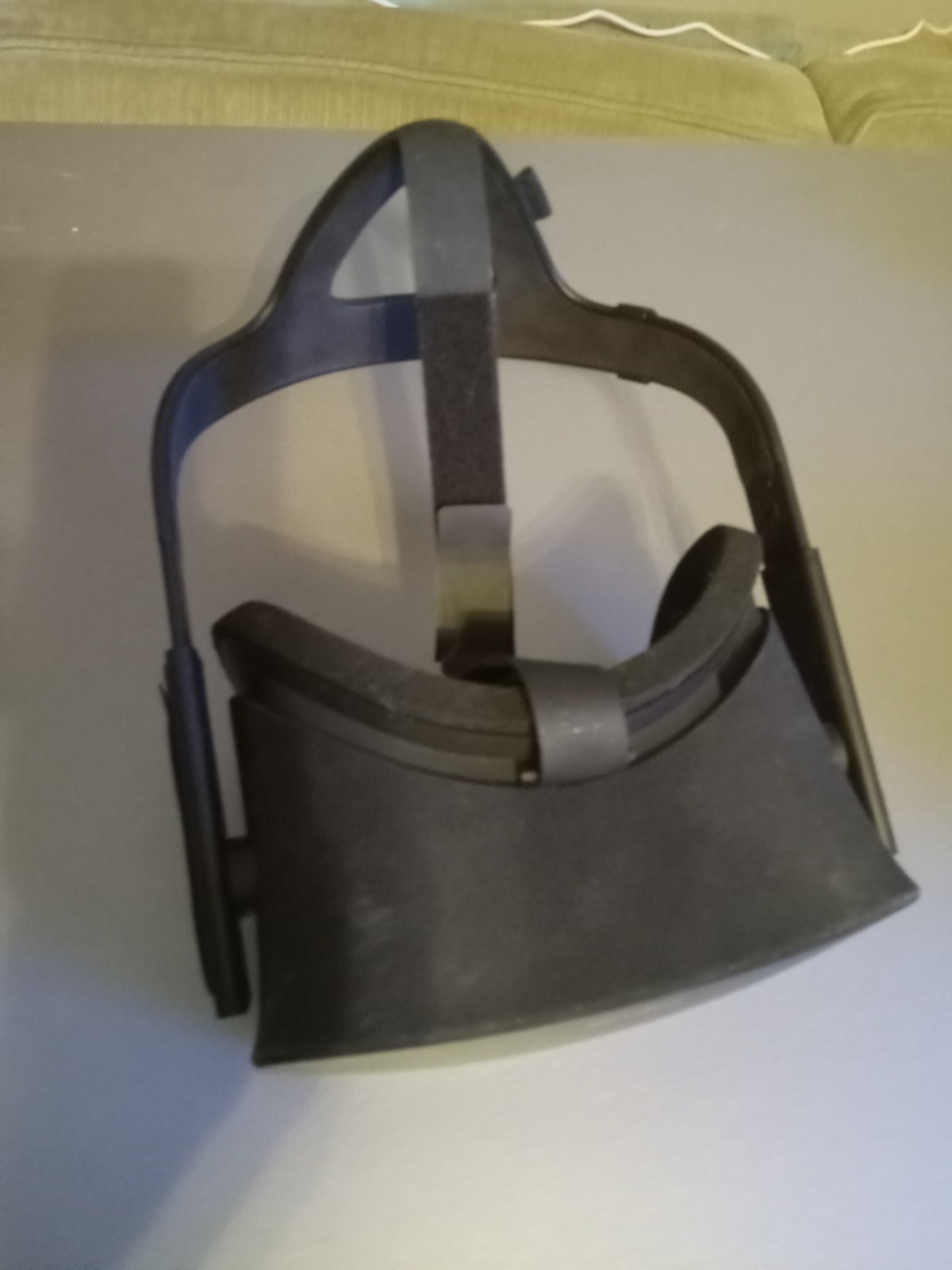 Meta Oculus Rift CV1 VR Headset