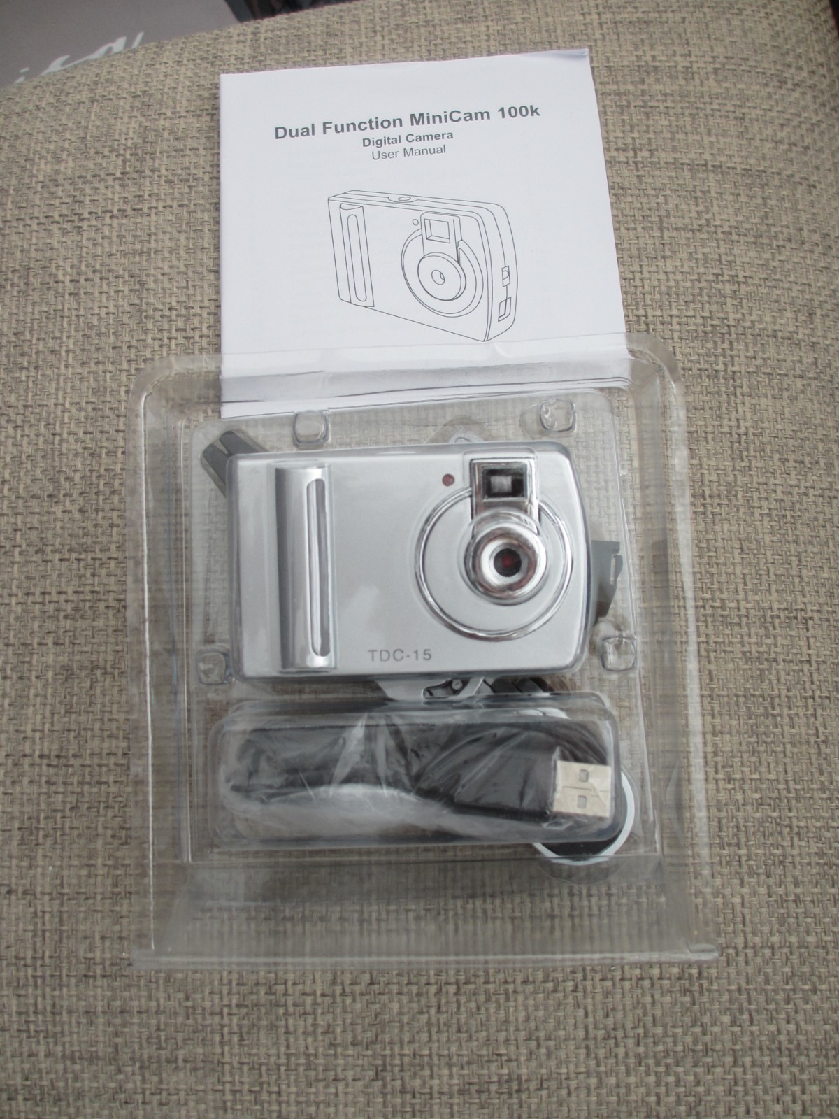 Mini Cam 100k Digital Camera TDC-15 - dual function Minicam (ll)