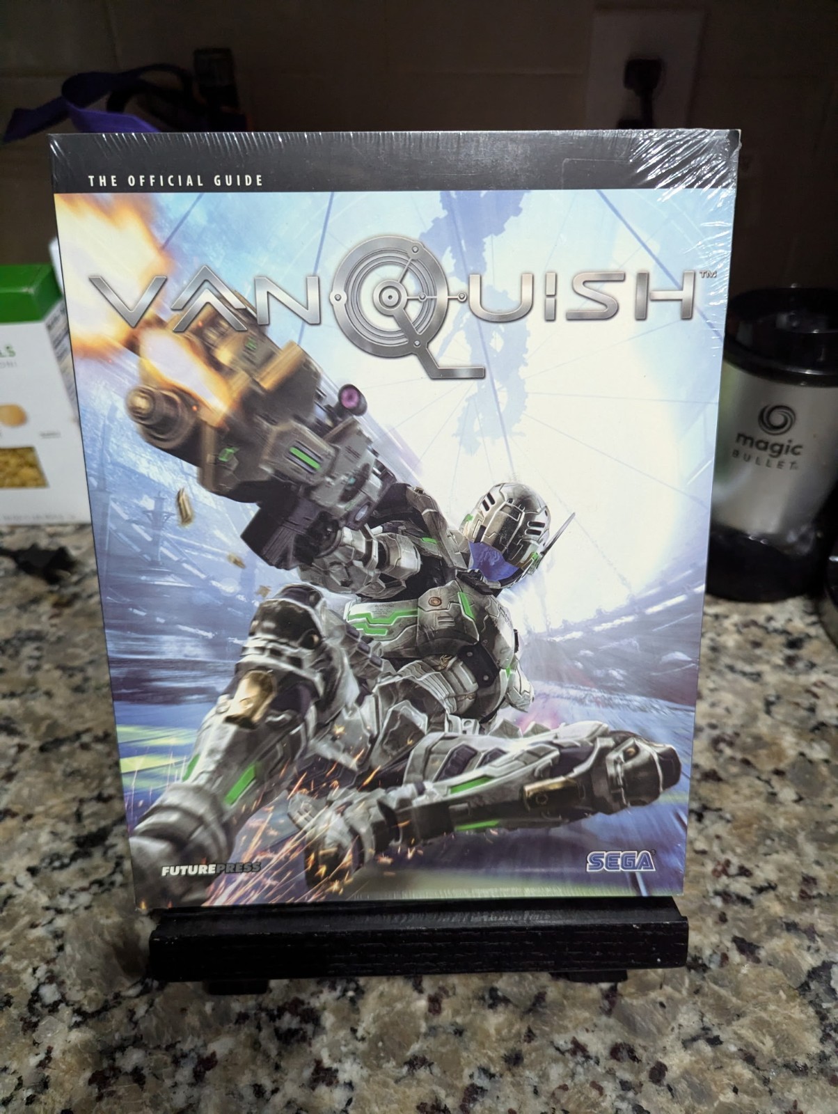 Van Quish Vanquish Sega Video Game Strategy Guide Book Paperback New Sealed