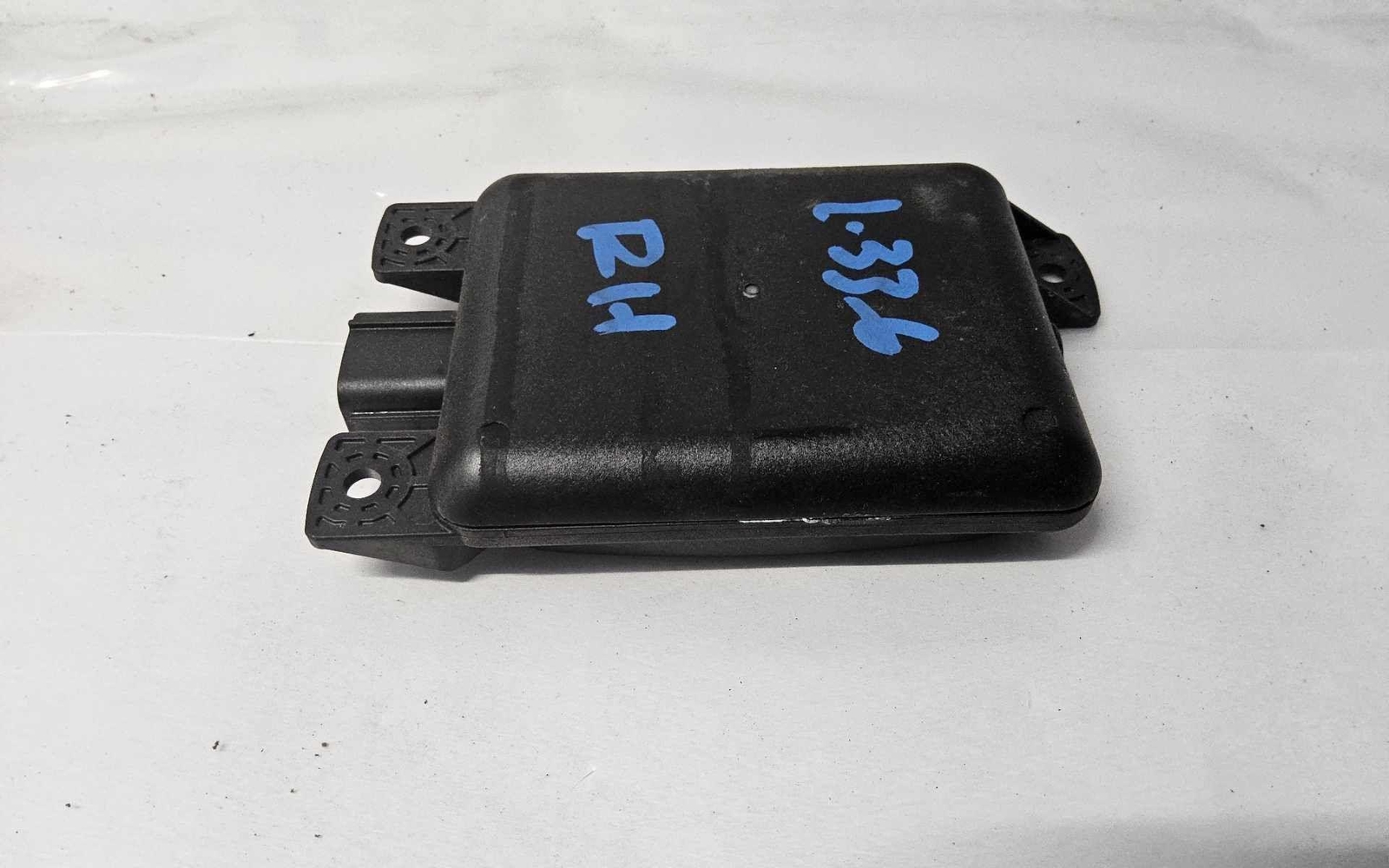 Radar Unit RH MAZDA CX3 18 19 20 21 22
