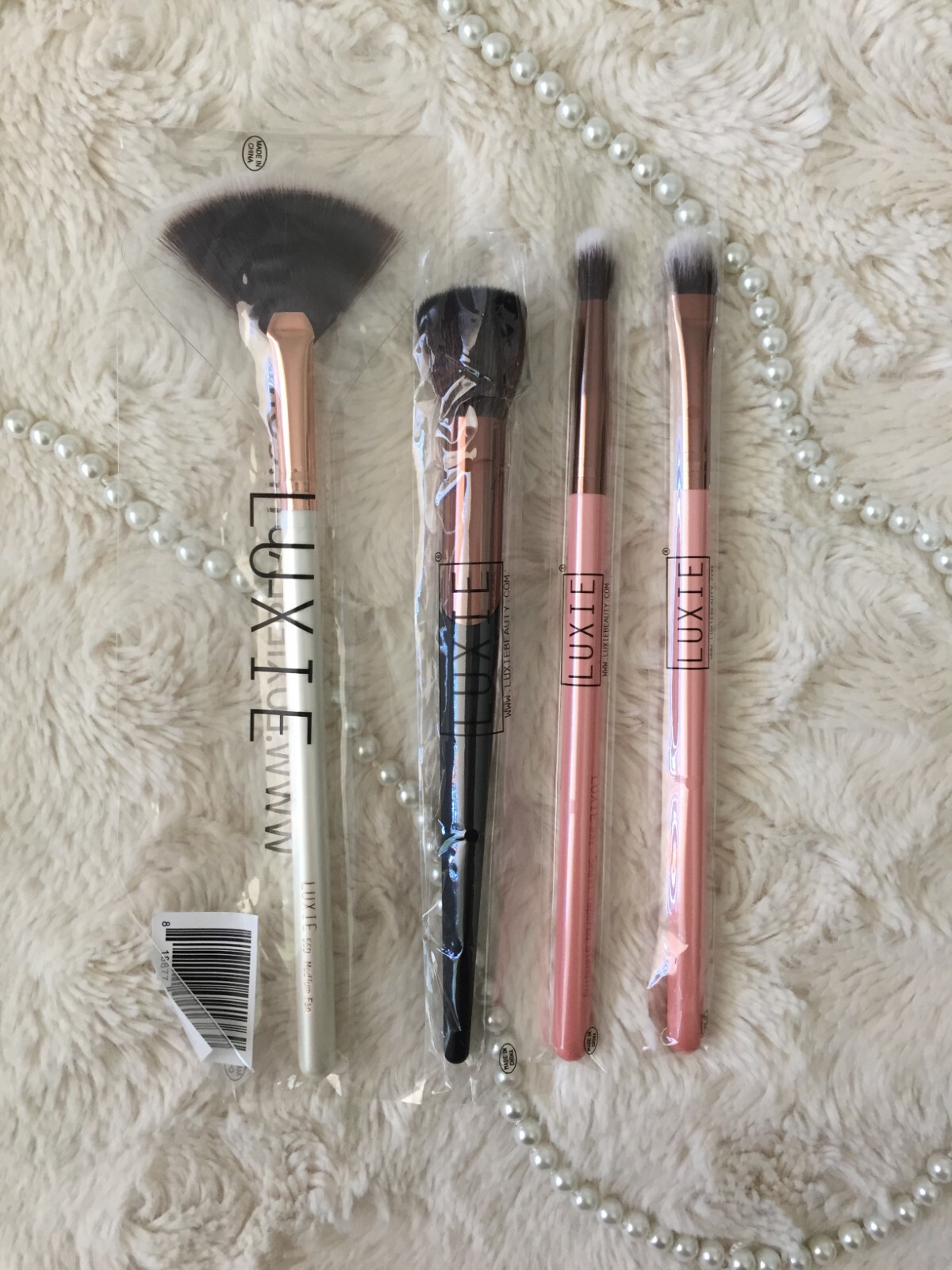 Lot of 4 NEW Luxie Makeup Brushes 231 Blending 239 Shader 560 Fan 1010 Contour