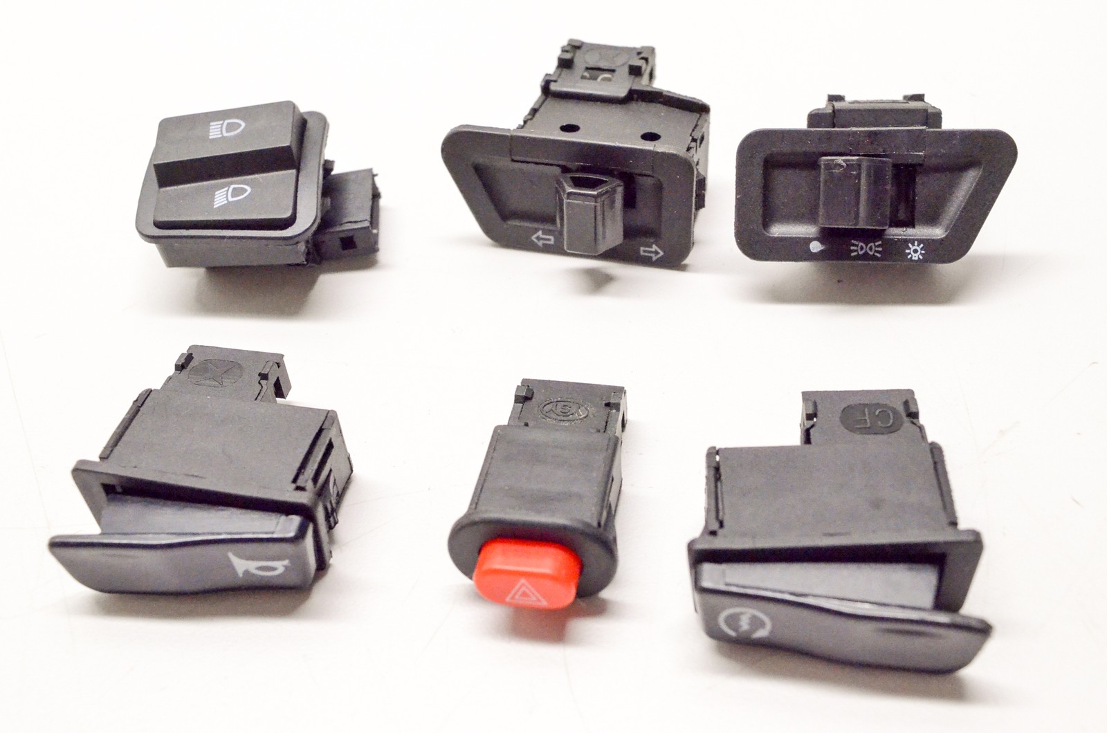 Get2It 634542, PD-01068 Switch Button Kit NOS