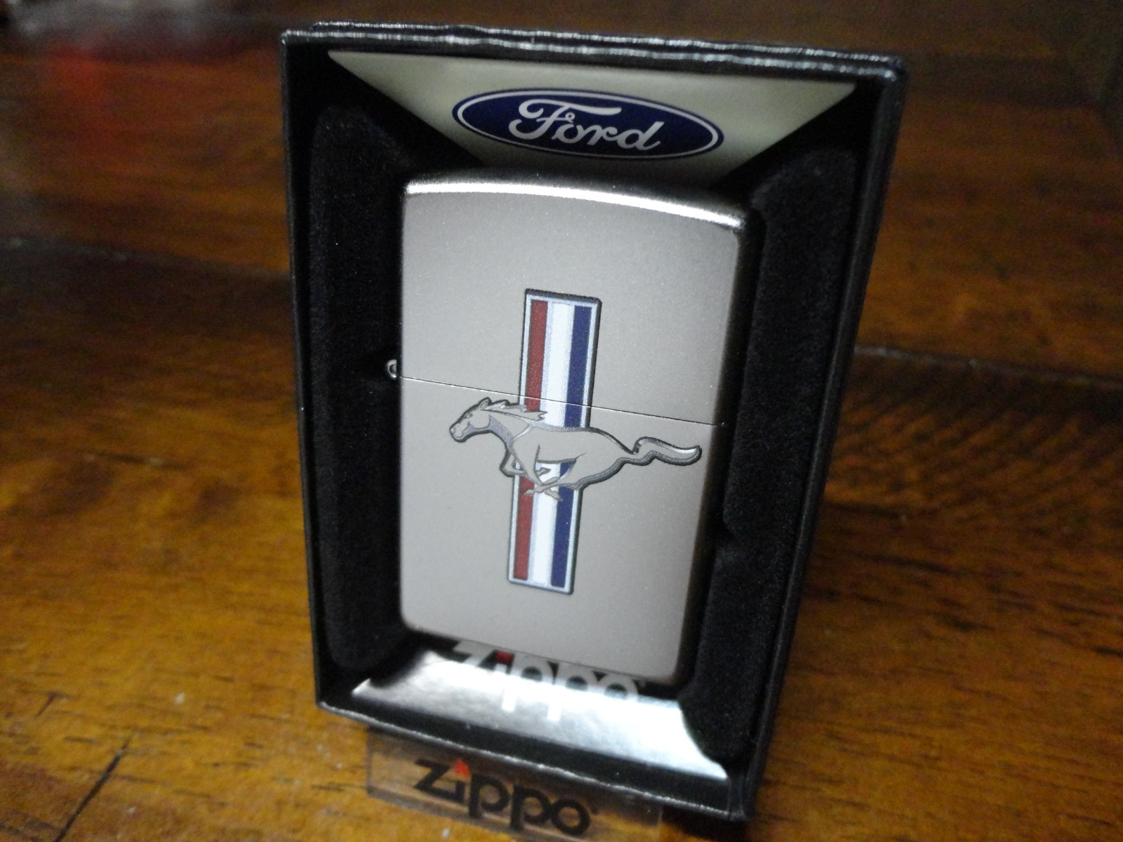 FORD MUSTANG LOGO SATIN CHROME ZIPPO LIGHTER MINT IN BOX
