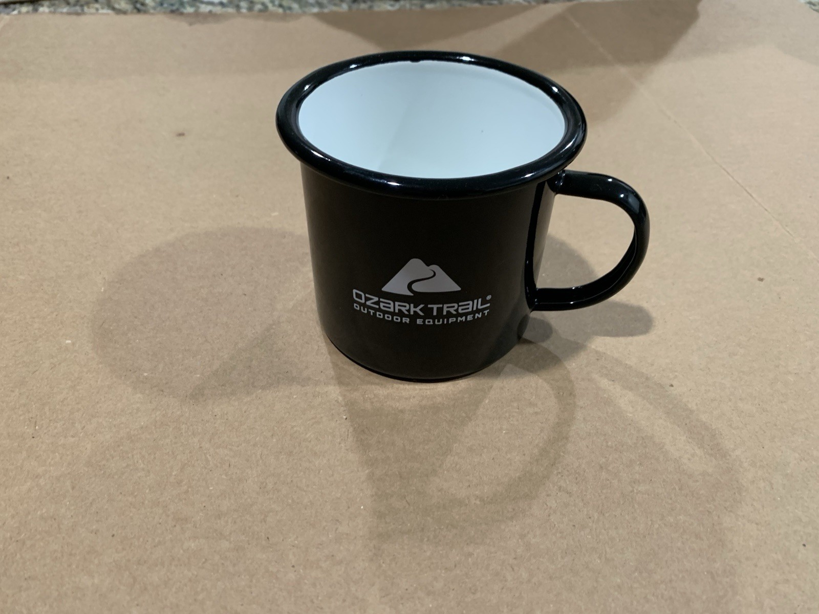 [OZARK TRAIL OUTDOOR EQUIP.] "TAKE ME TO THE TRAIL", TIN METAL CAMP CUP, VINT