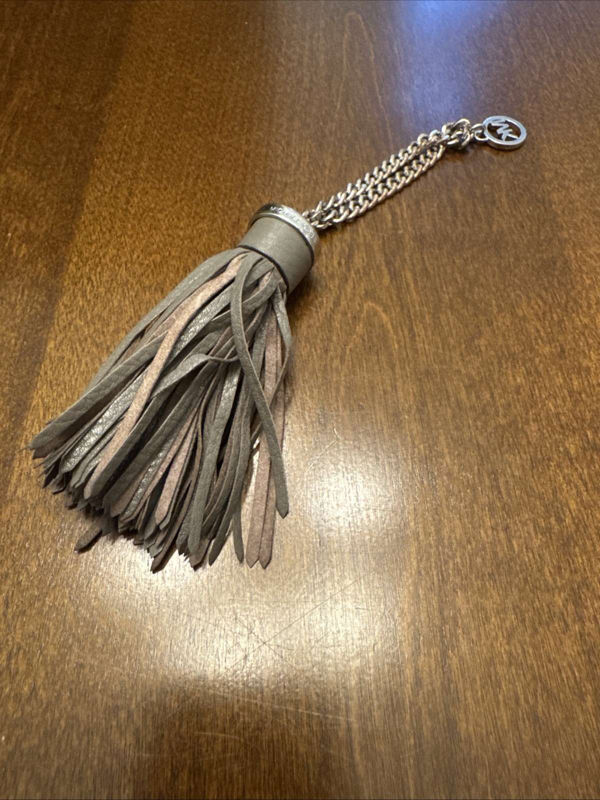 Michael Kors Tassle Large Gray Pebble Leather Silver Chain MK Large
