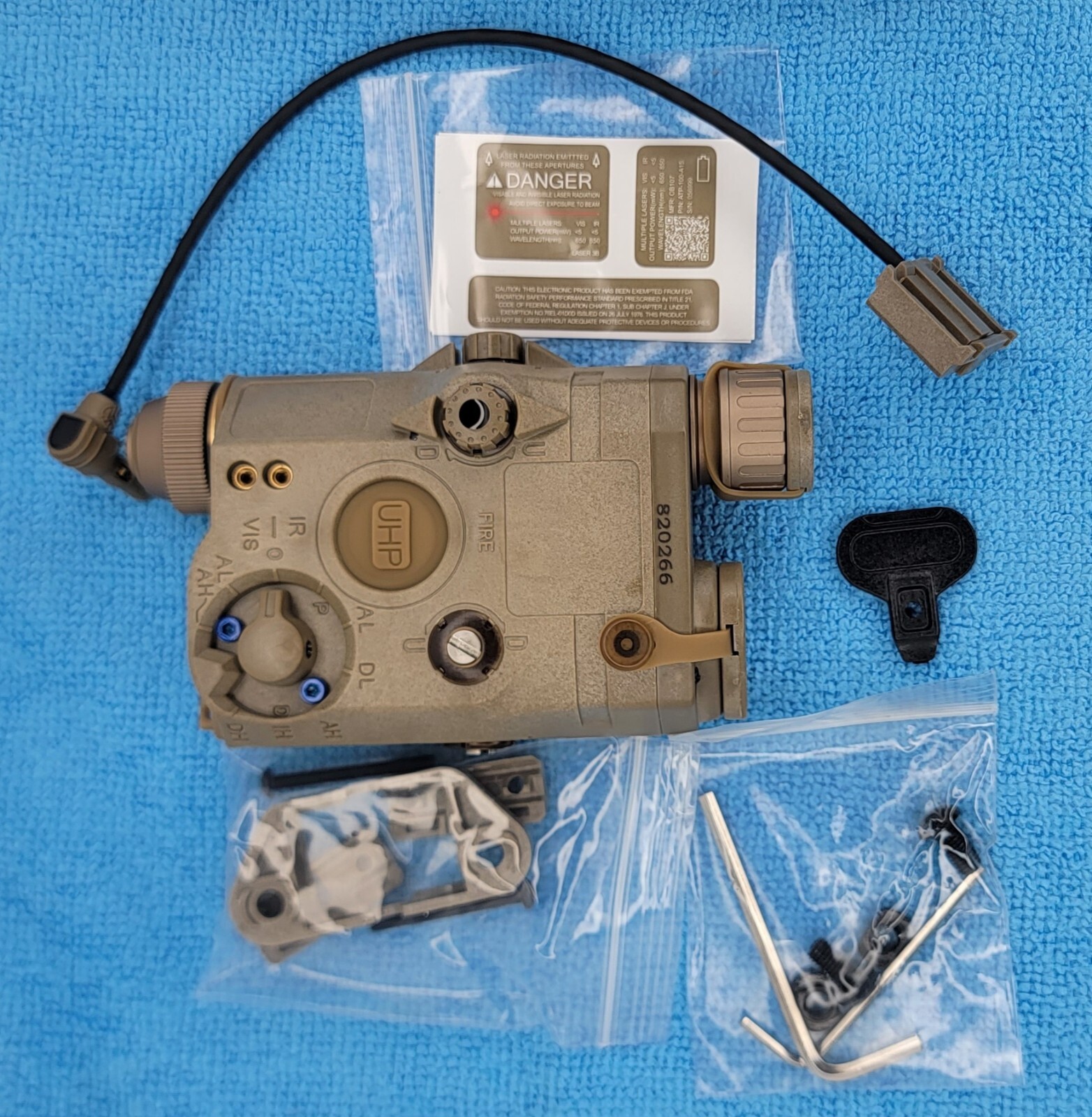 Somogear Peq 15 - Potted, Zeroable, Green Vis/IR Laser/Flashlight /Modbutton