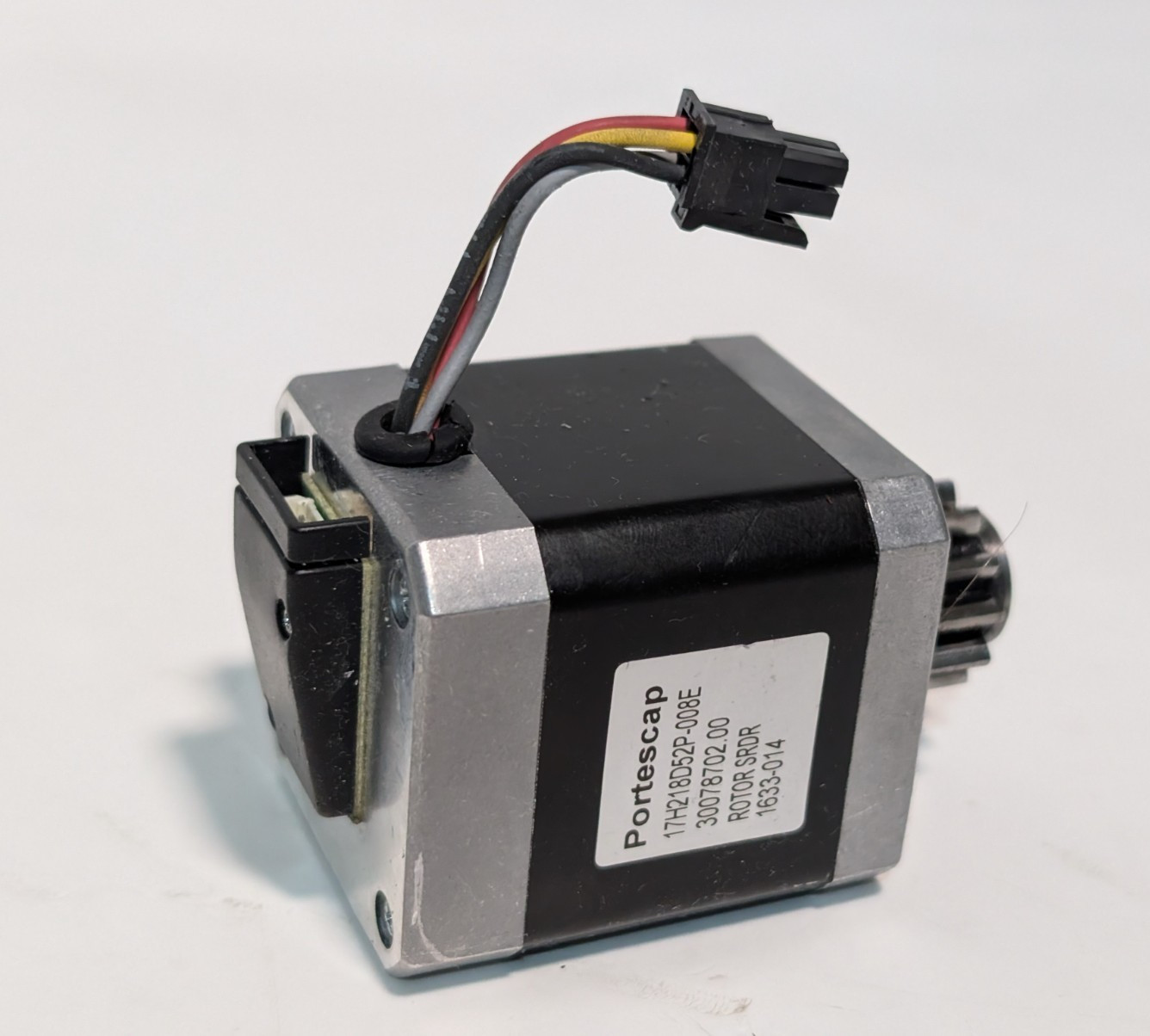 Portescap 17H218D52P-008E electronic laboratory stepper motor, 30078702.00