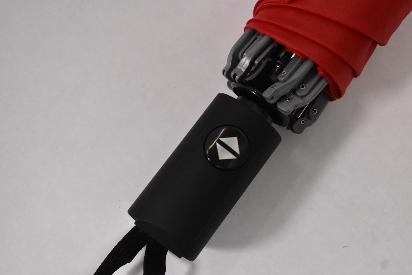 4 Pack Branded PeerlessRenegade Umbrella One Size Red Inverted Automatic Compact