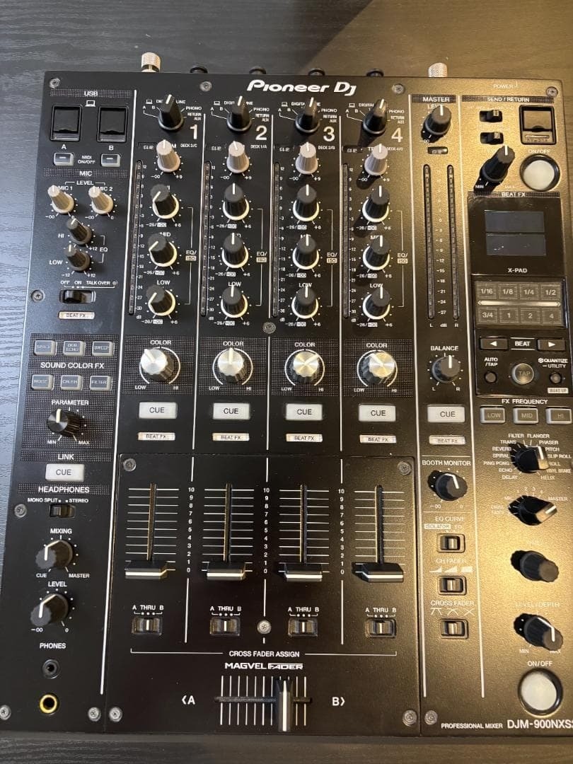 Pioneer DJ DJM-900NXS2 Professional 4-Channel DJ Mixer 96kHz Digital w/ Box