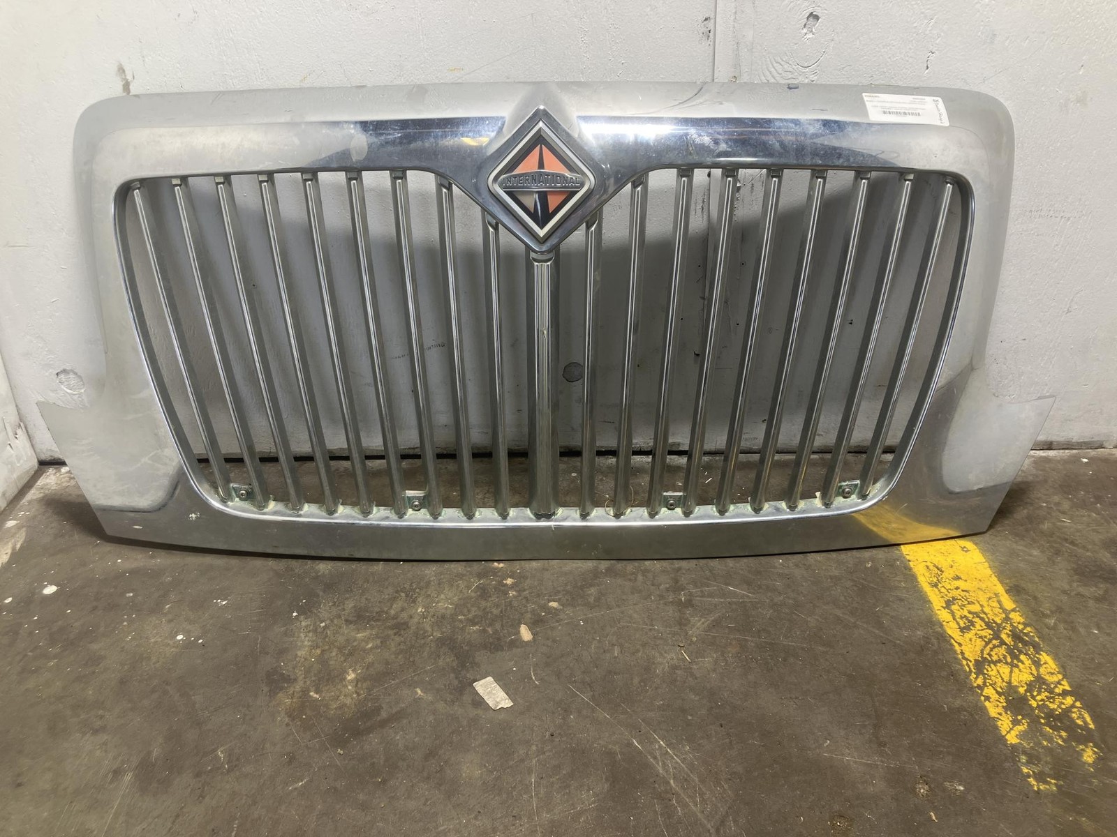 2008-2020 International DURASTAR (4400) Grille - Used | P/N 3551015C95