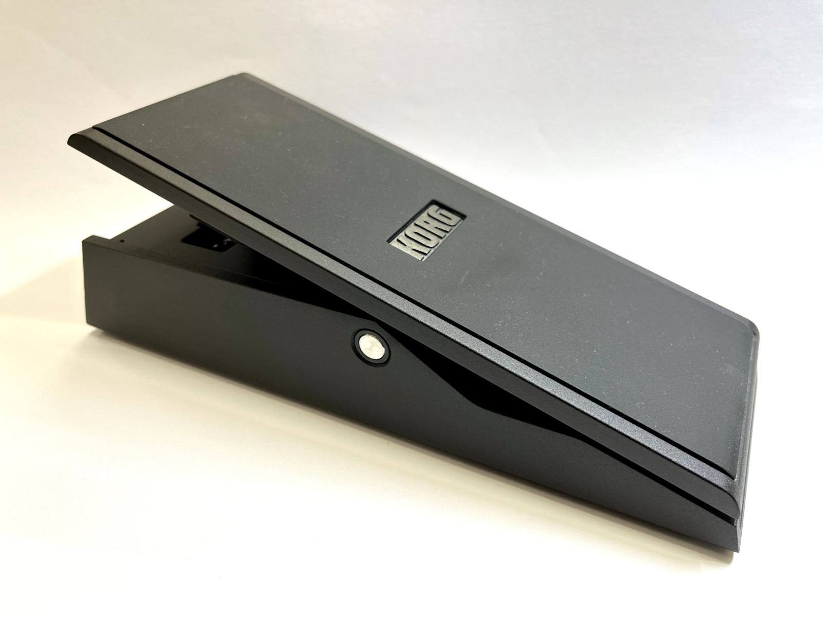 New KORG XVP-20 Volume Expression Pedal Foot Controller from Japan FedEx DHL