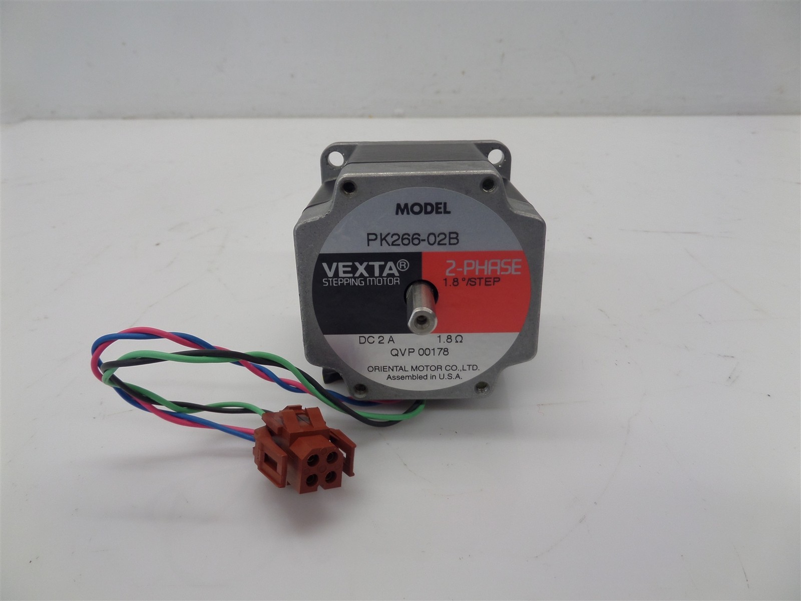 Oriental Motors Vexta PK266-02B 2-Phase Stepping Motor