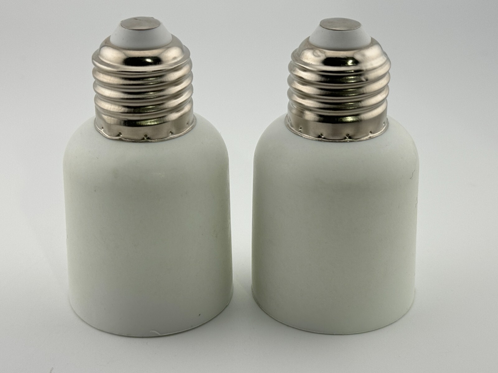 Rebaydo™ 2pcs E26 E27 male to E39 E40 female Converter