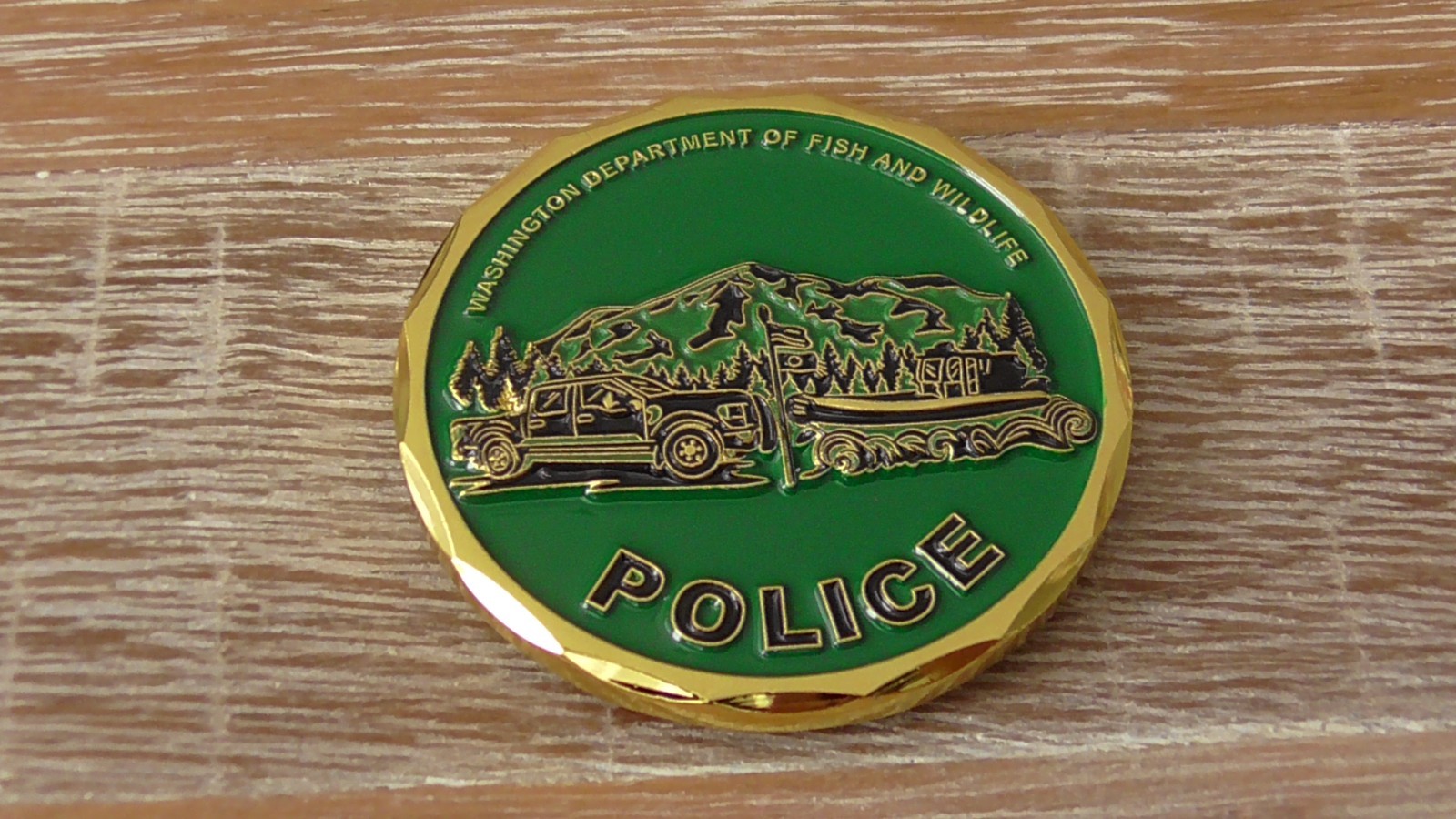 Washington Department Of Fish & Wildlife Police Challenge Coin #F737