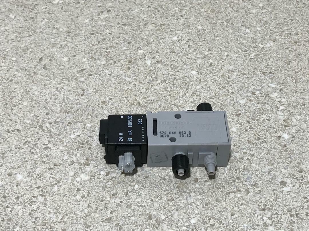 Rexroth 572 940 0620 NEW