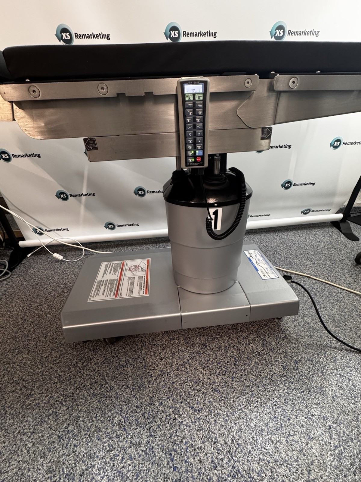 STERIS 4085 Surgical Table w/ Pads & Remote
