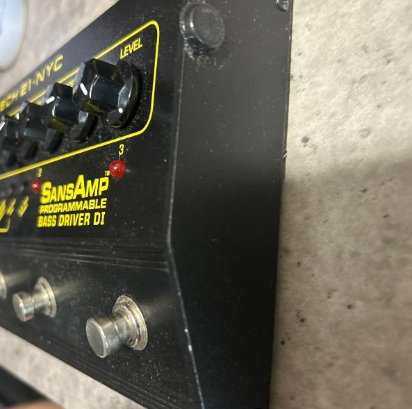 Tech 21 SansAmp Programmable Bass Driver DI Used Japan