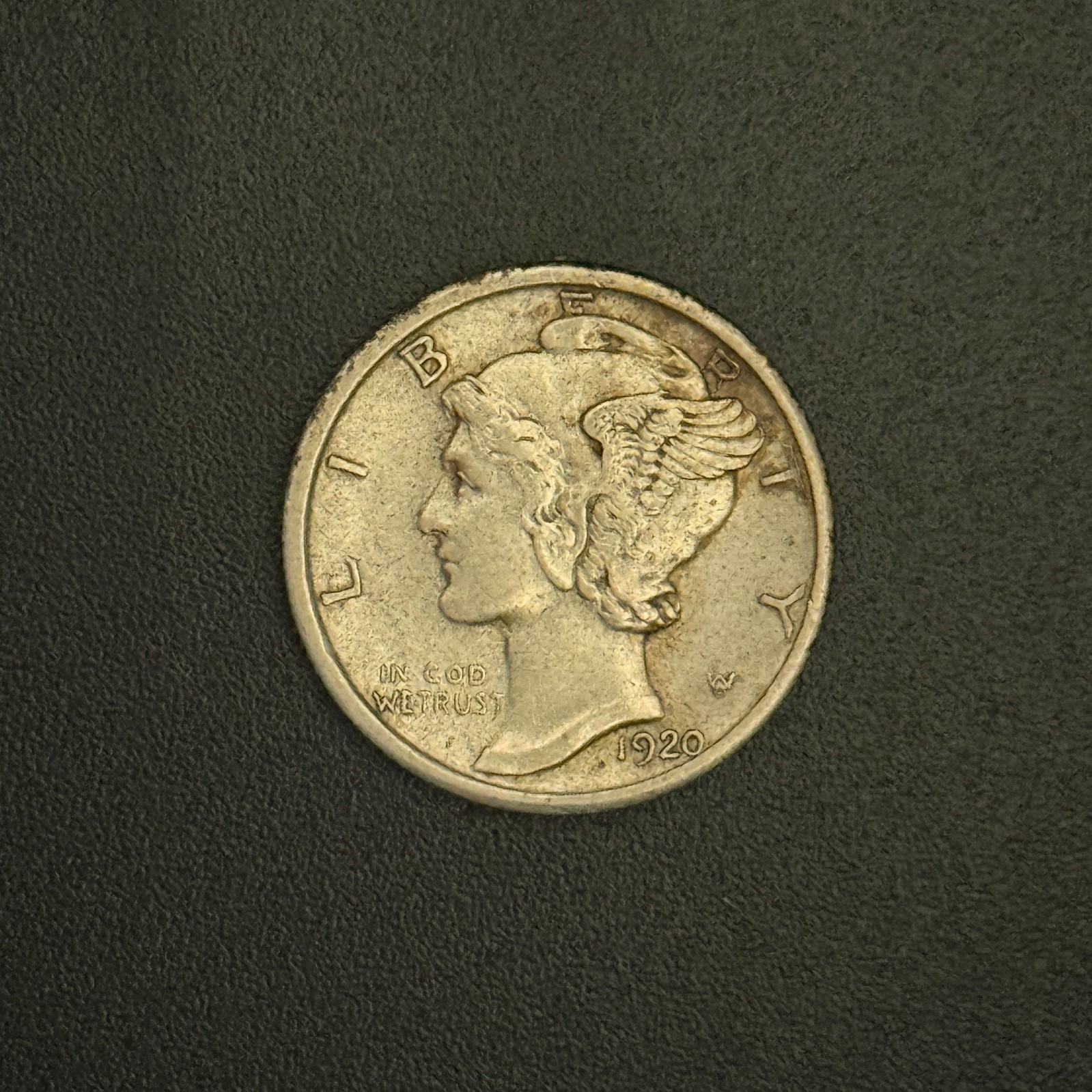 1920 D Mercury Dime 10c, ungraded, with fine to very fine characteristics