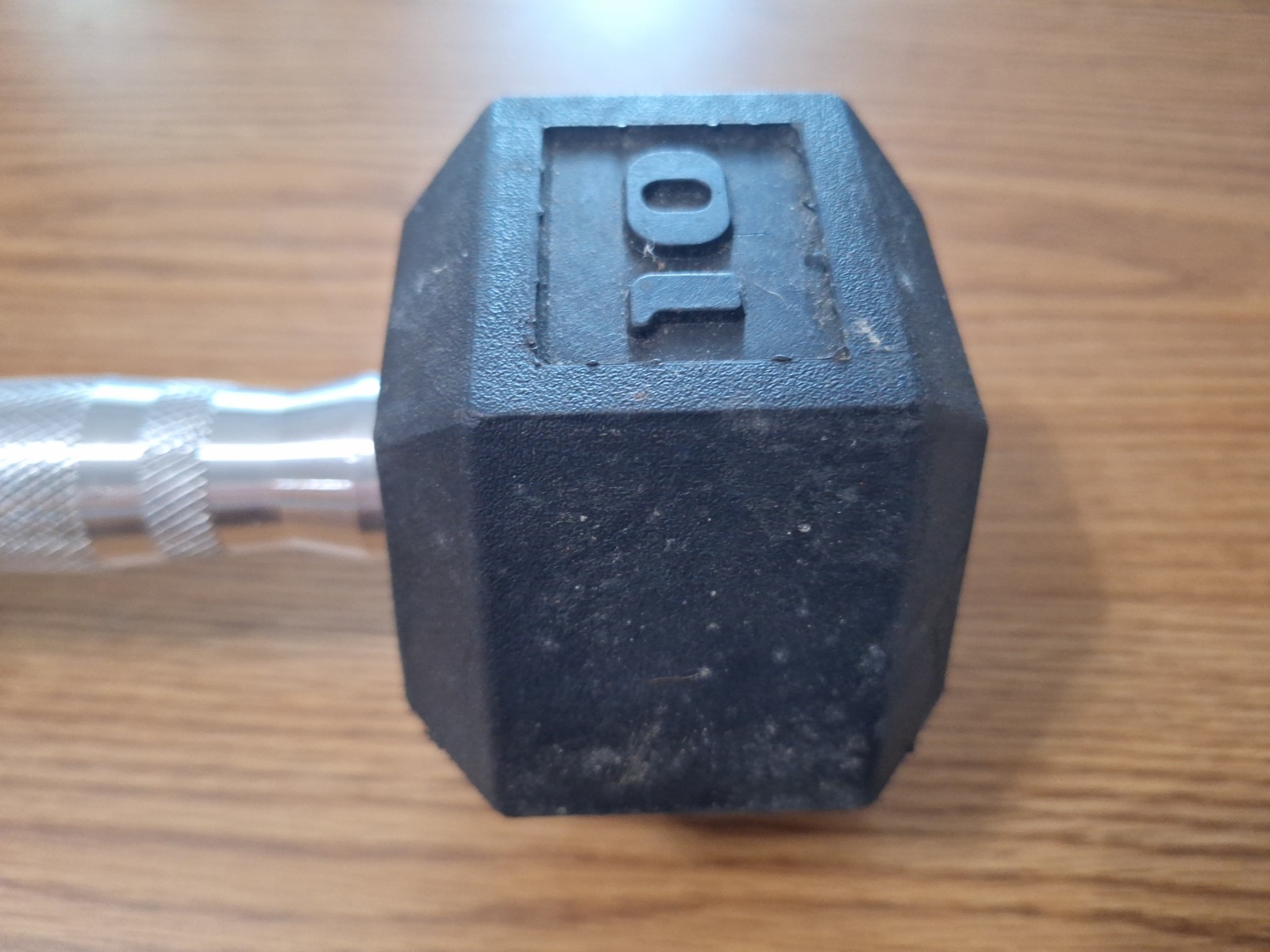 Rubber Hex 10 Pound Dumbbell Hand Weight Chrome Handle
