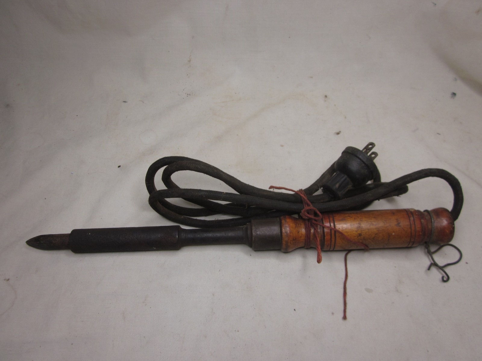 vintage VULCAN ELECTRIC HEATING CO. No. 100 V110 soldering iron solder tool