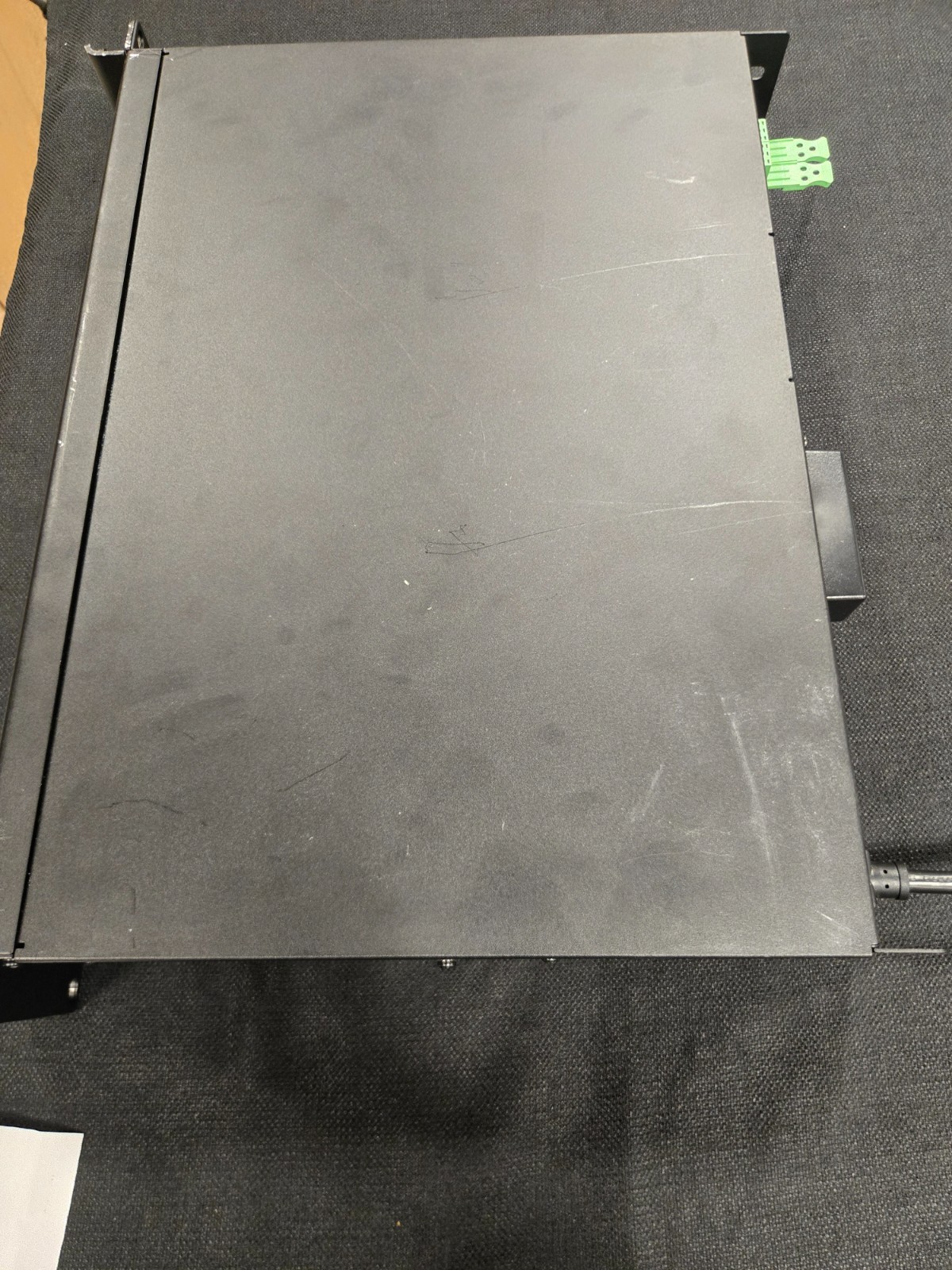 Crown DSi 1000 Amplifier