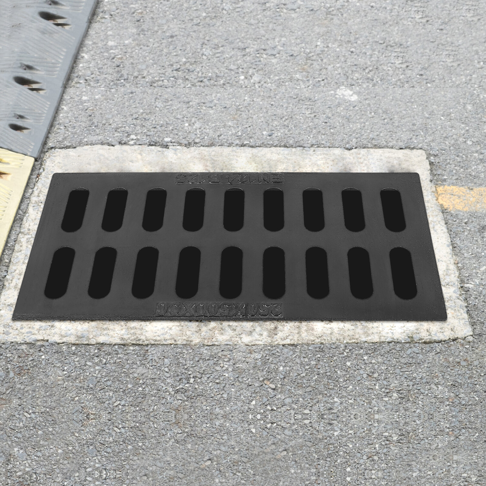 20×10in Outdoor Channel Drainage Cover Drain Grate Cast Iron Outdoor Sewer Cover