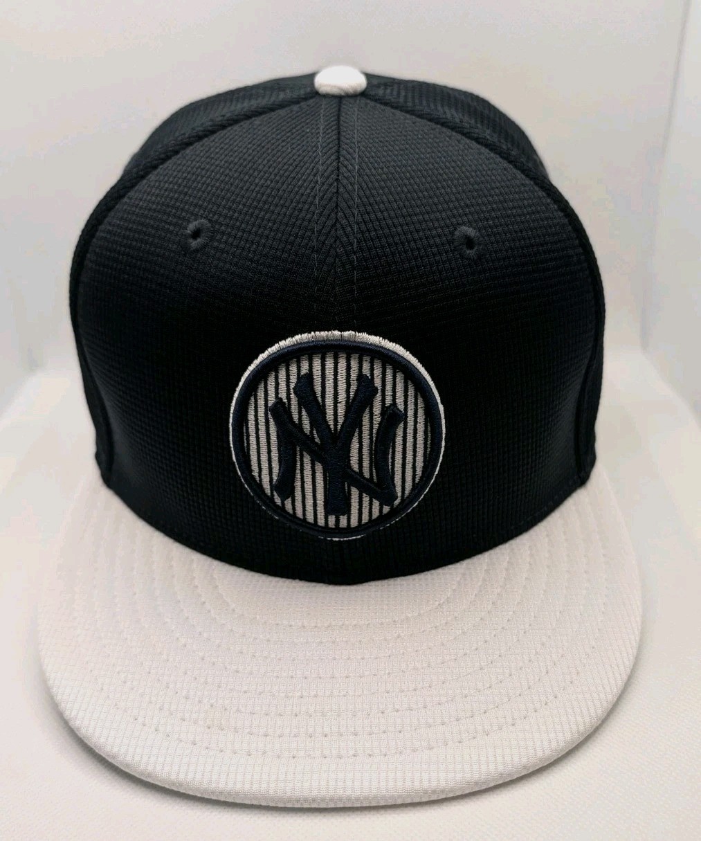 New Era NY Yankees 59 FIFTY 2024 Batting Practice Fitted Cap-Hat. 7 3/8 Size