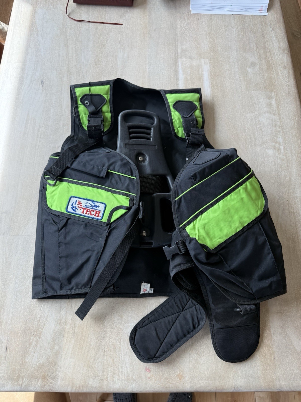 Oceanic Bioflex Scuba Diving Buoyancy Control Device Used