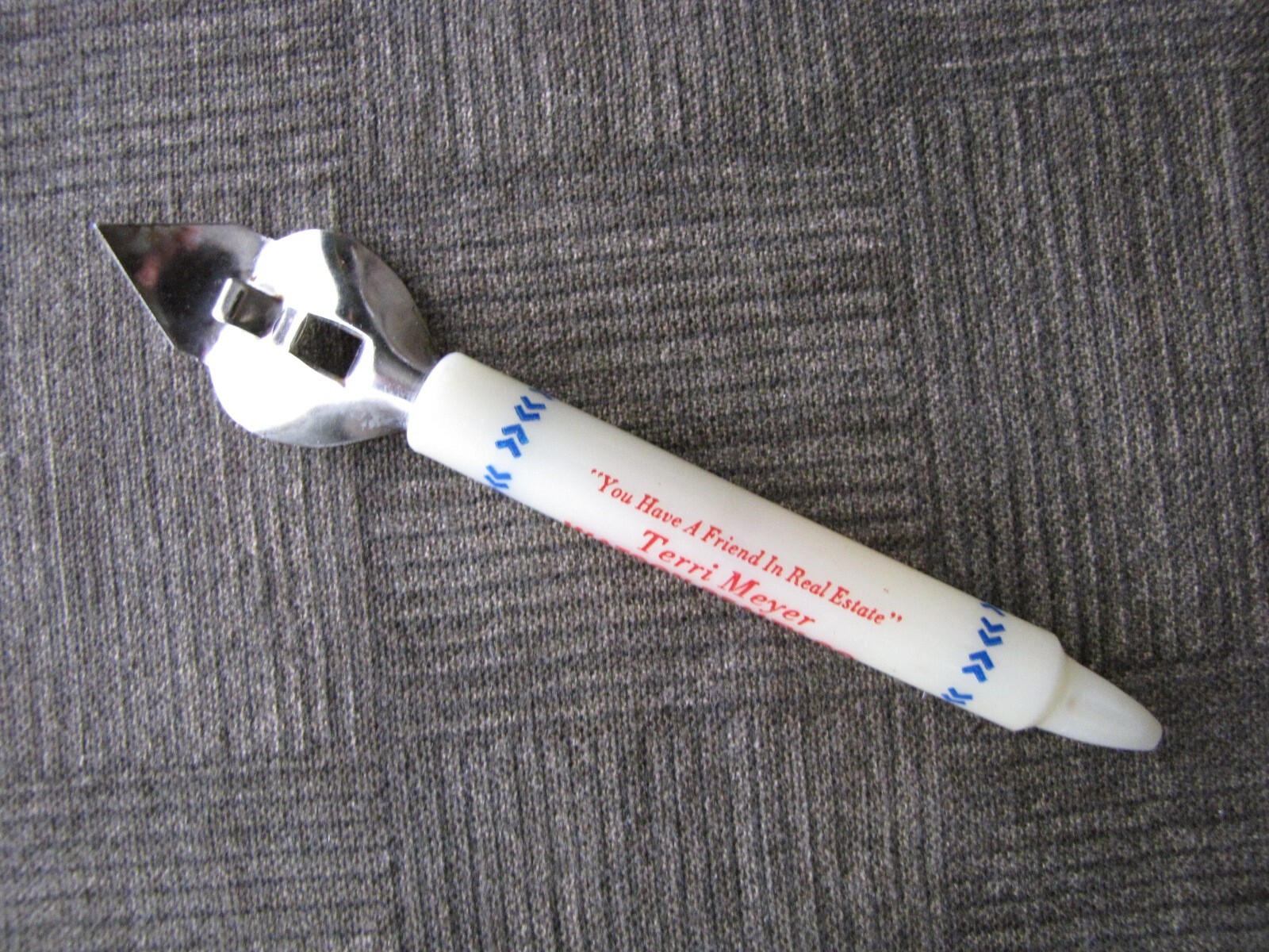 WATSON REALTY BAKERSFIELD, CA - Terri Meyer -  Advertising Bottle / Can Opener