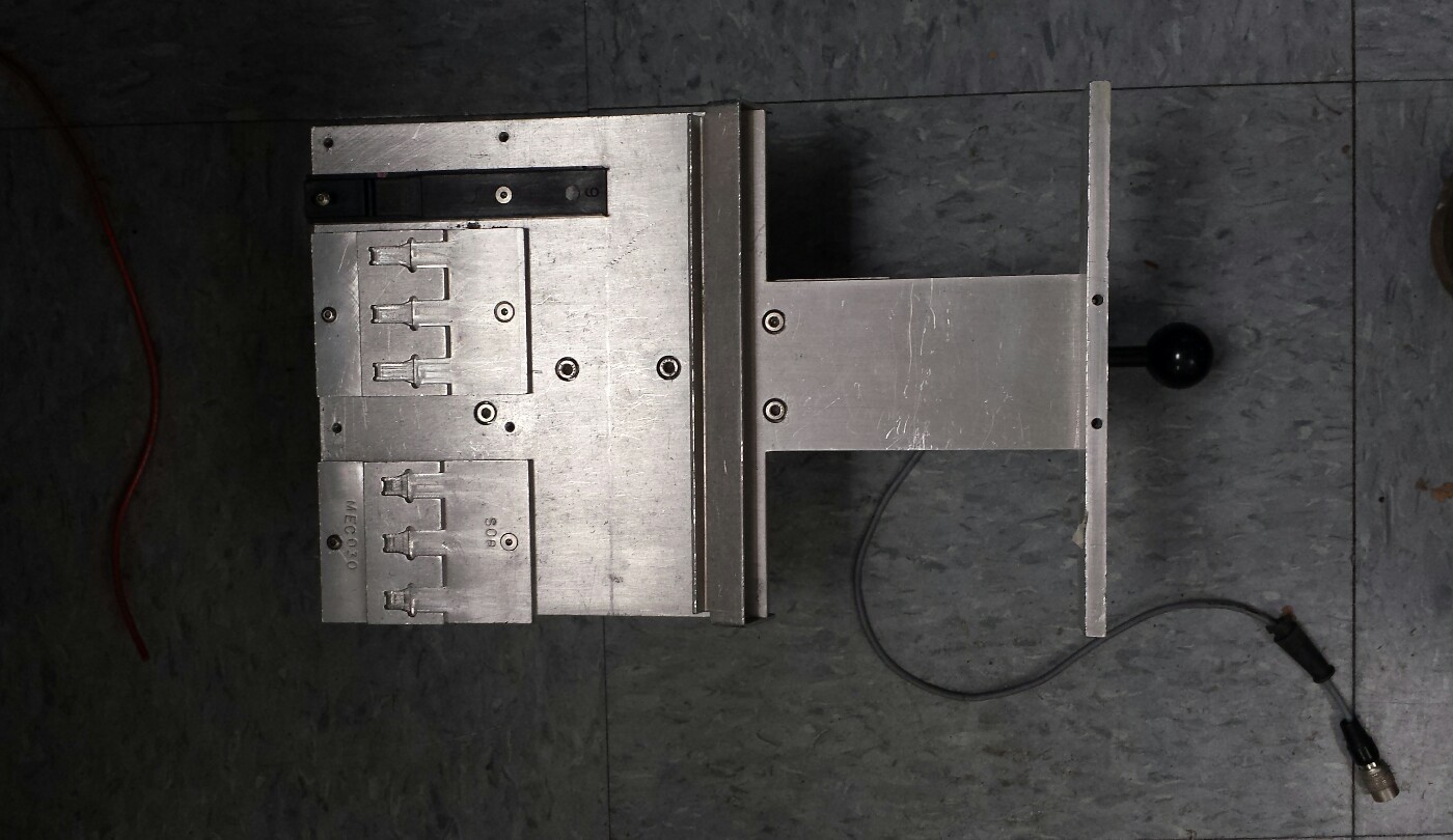 Fuji IP & XP Vibe Feeder with custom tooling plates, additional Lanes available