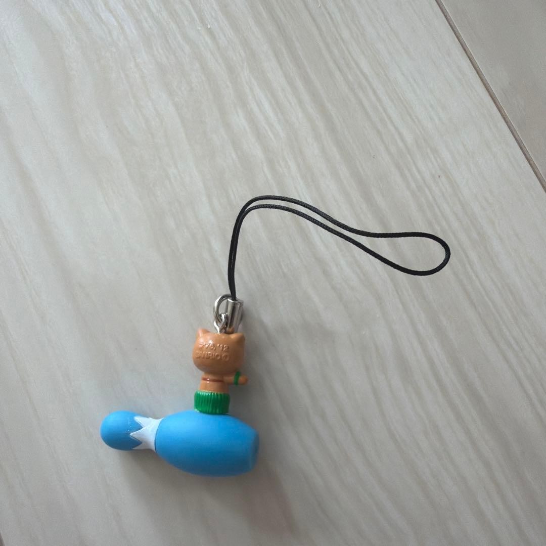 Hello Kitty ROUND1 Collab Plastic Strap Blue Bowling Pin Used