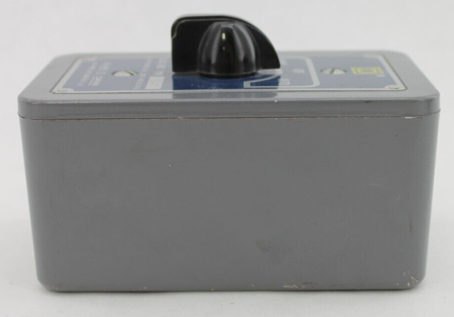 Square D Class 9001 Type C47 Enclosed Selector Switch
