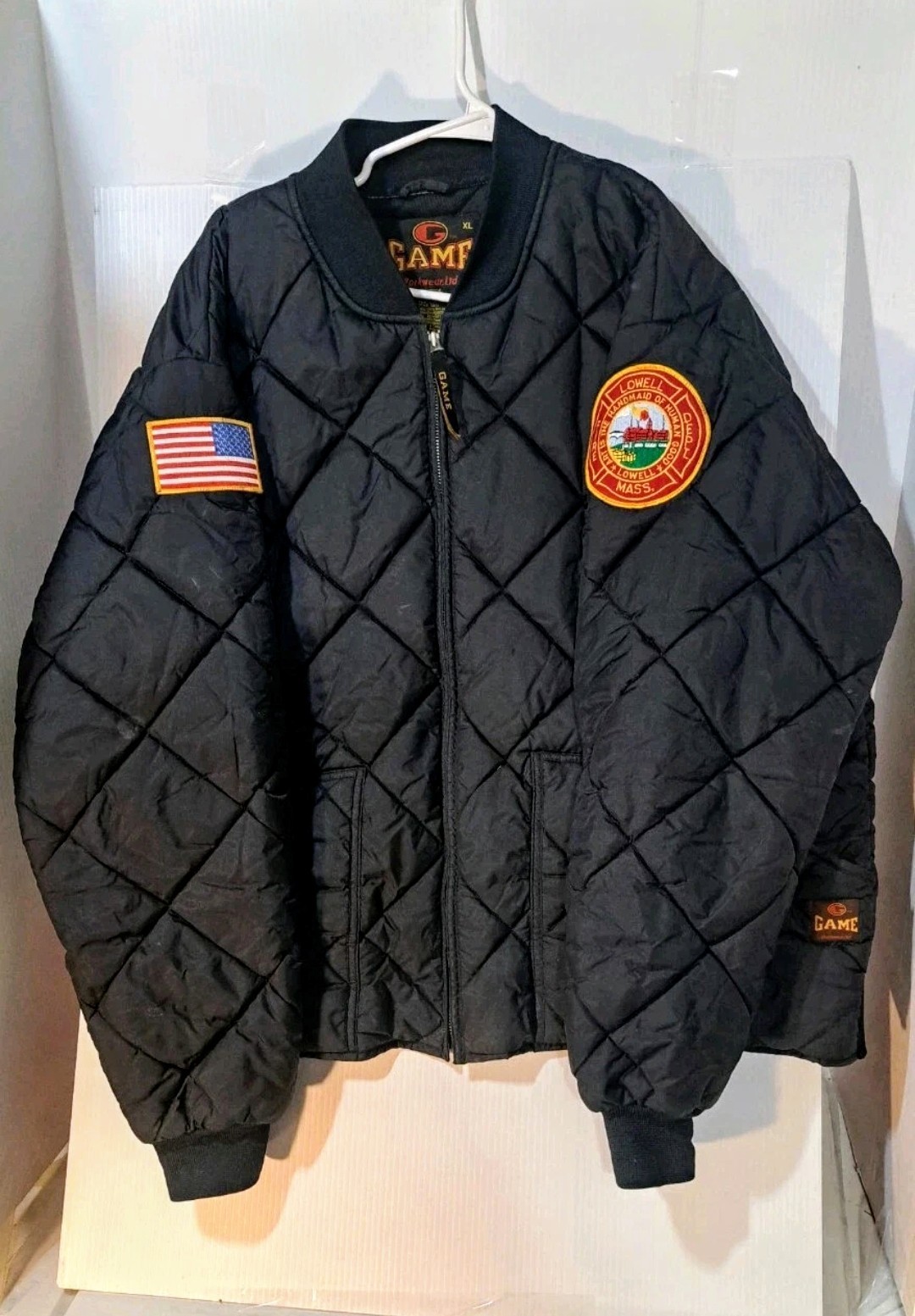 Lowell MA Fire Dept Game The Bravest Quilted Jacket Eng 11 Men 2XL US Flag