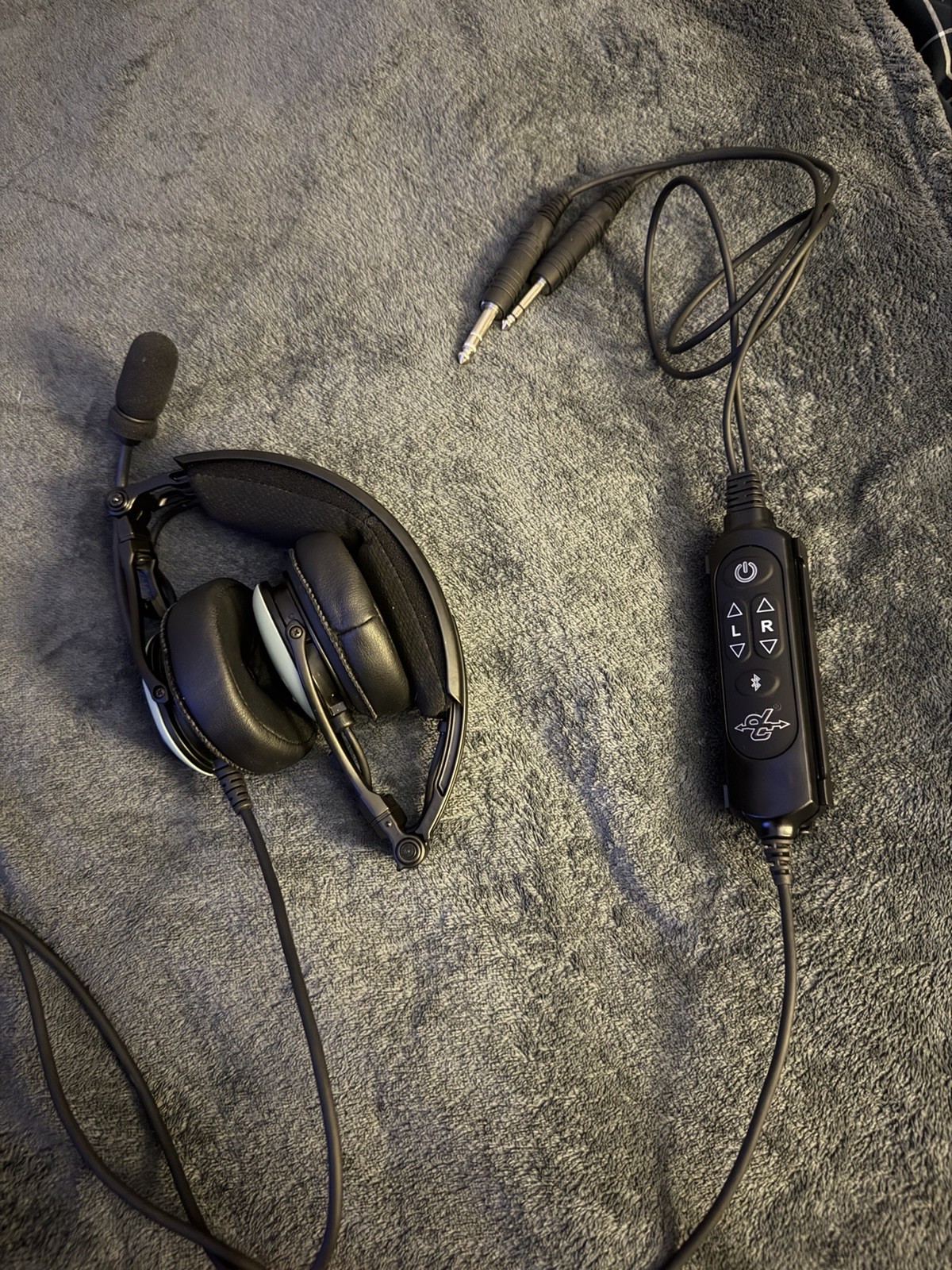 David Clark Pro X2 ANR Bluetooth Aviation Headset W/ Bag