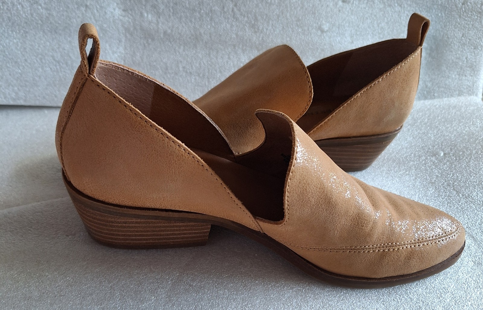 LUCKY BRAND Mahzan Chop-out Pointed Toe Loafers Block Heel Leather Hazel 7.5M