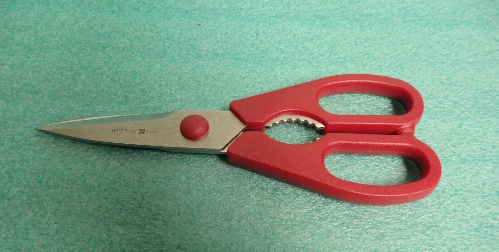 WUSTHOF kitchen shear red color  come apart # 5558