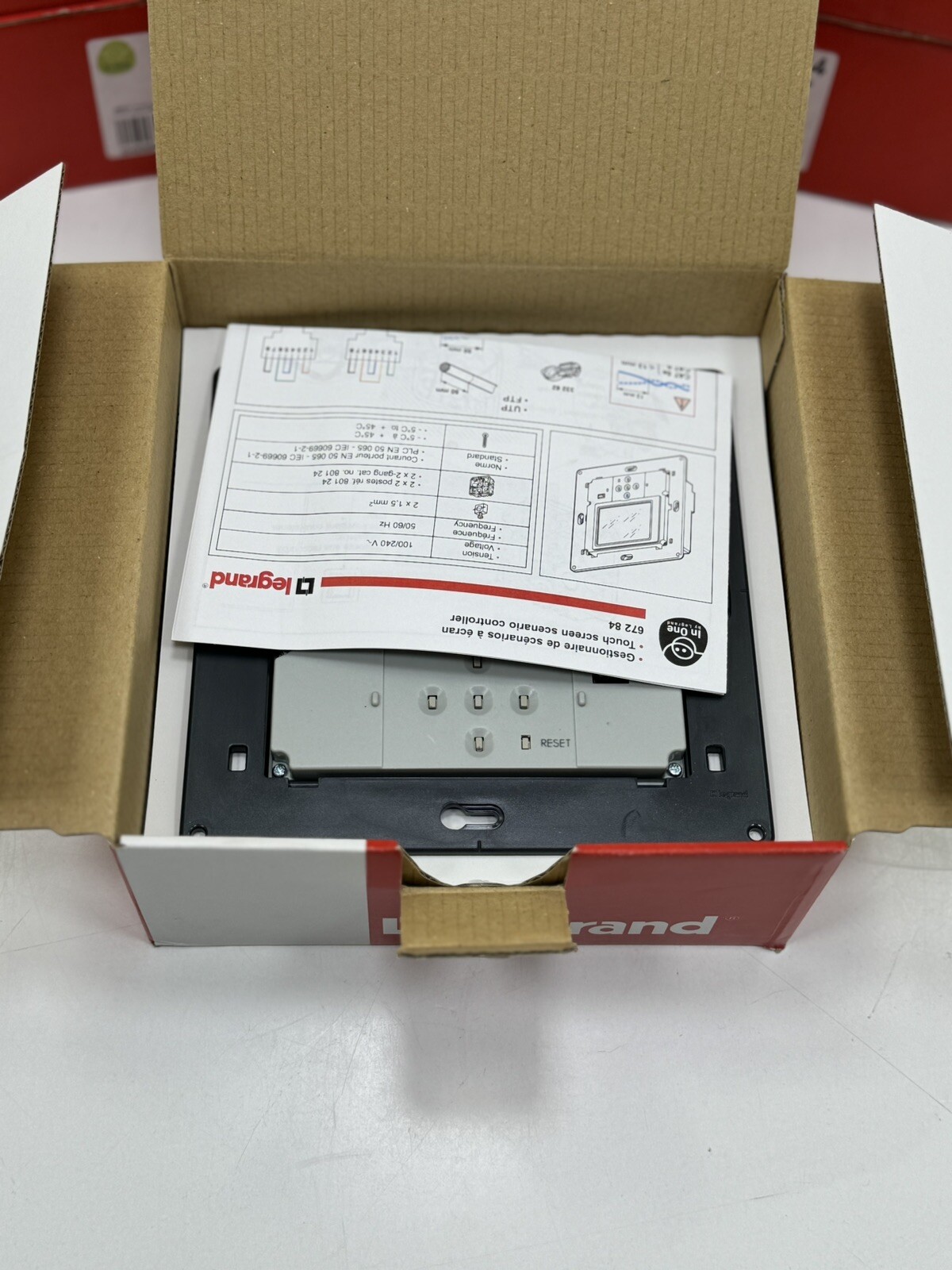 legrand 67284 LEG67284 Touch screen scenario manager screen controller 672 84
