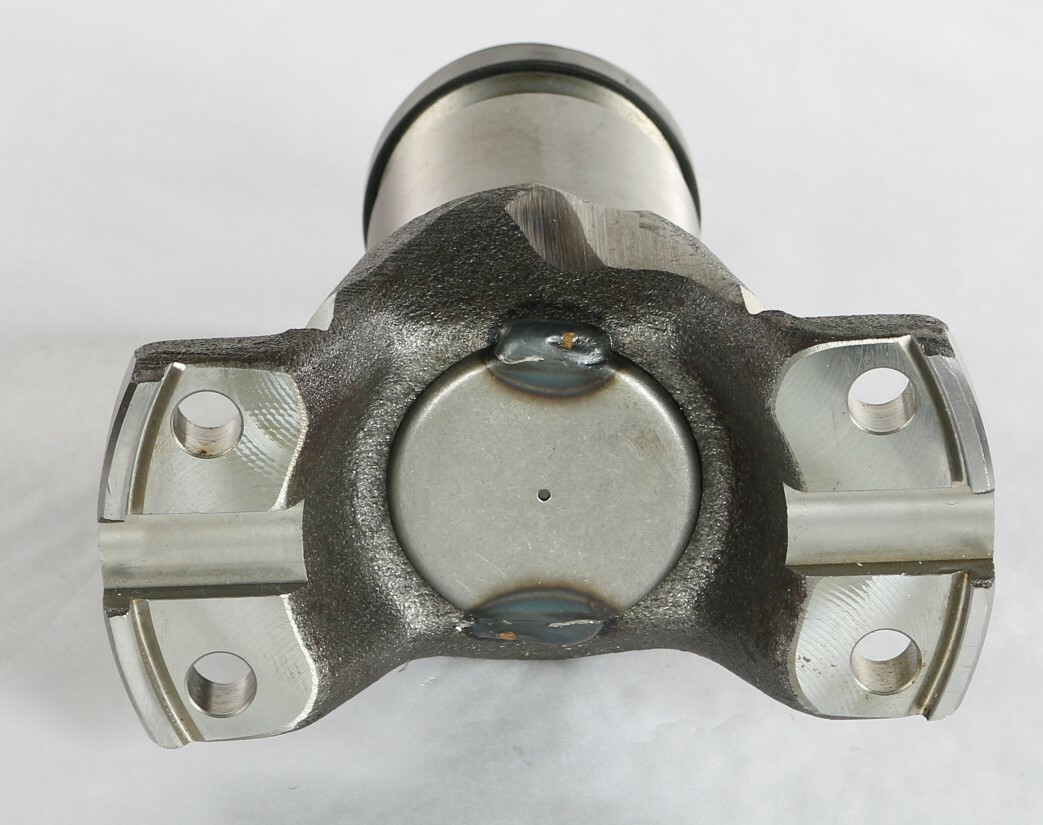 New 72NLS32142A Meritor Slip Yoke