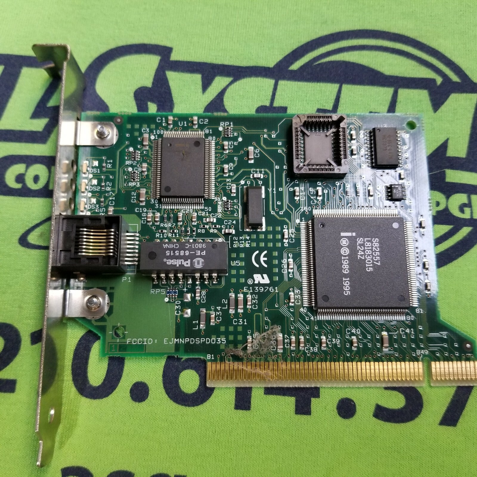 Intel D5013-60001 PCI Network Interface 10/100Mbps Card
