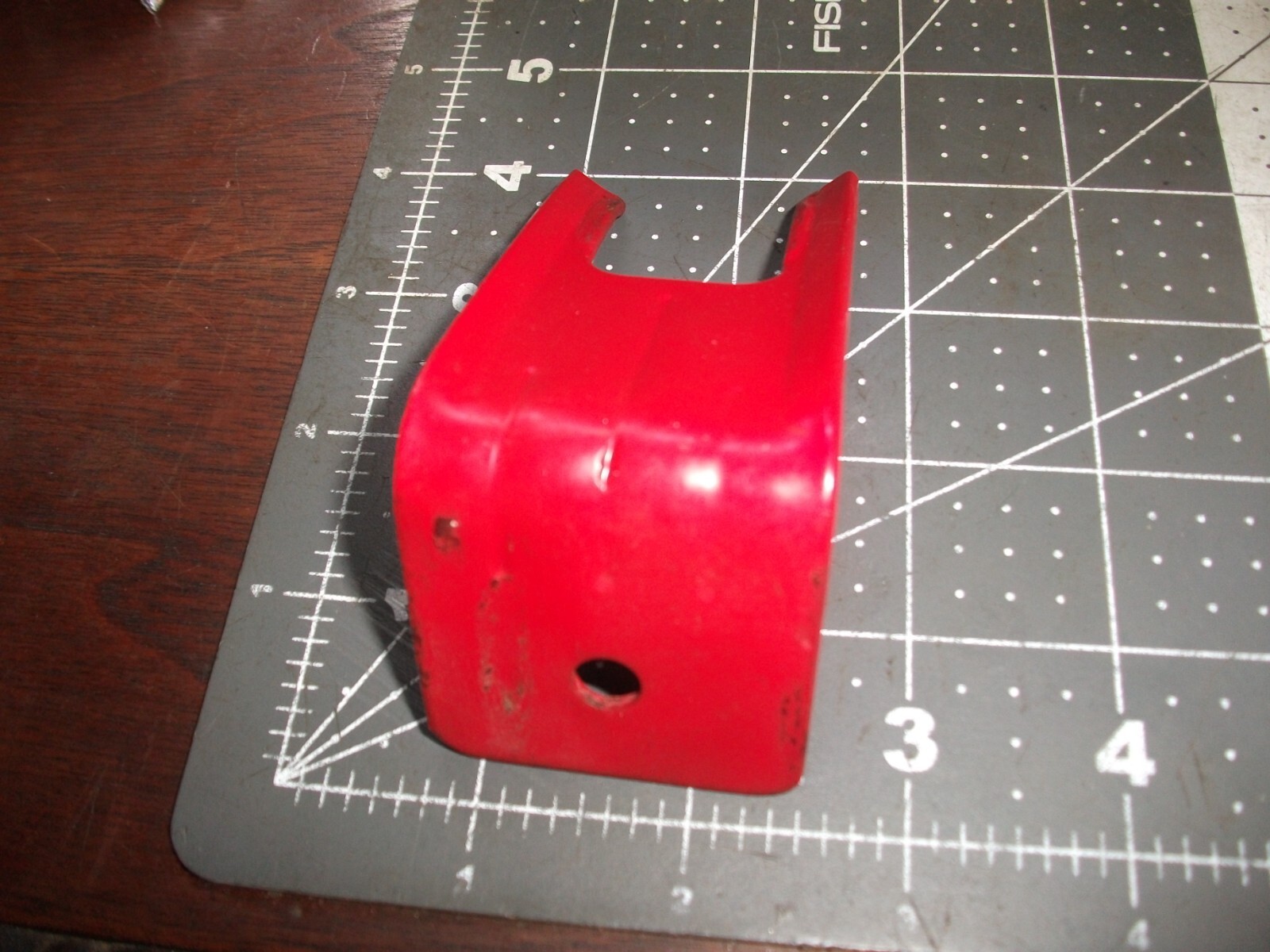 One ea Universal Fire Extinguisher Bracket Wall Mount 5# extinguisher 1" open
