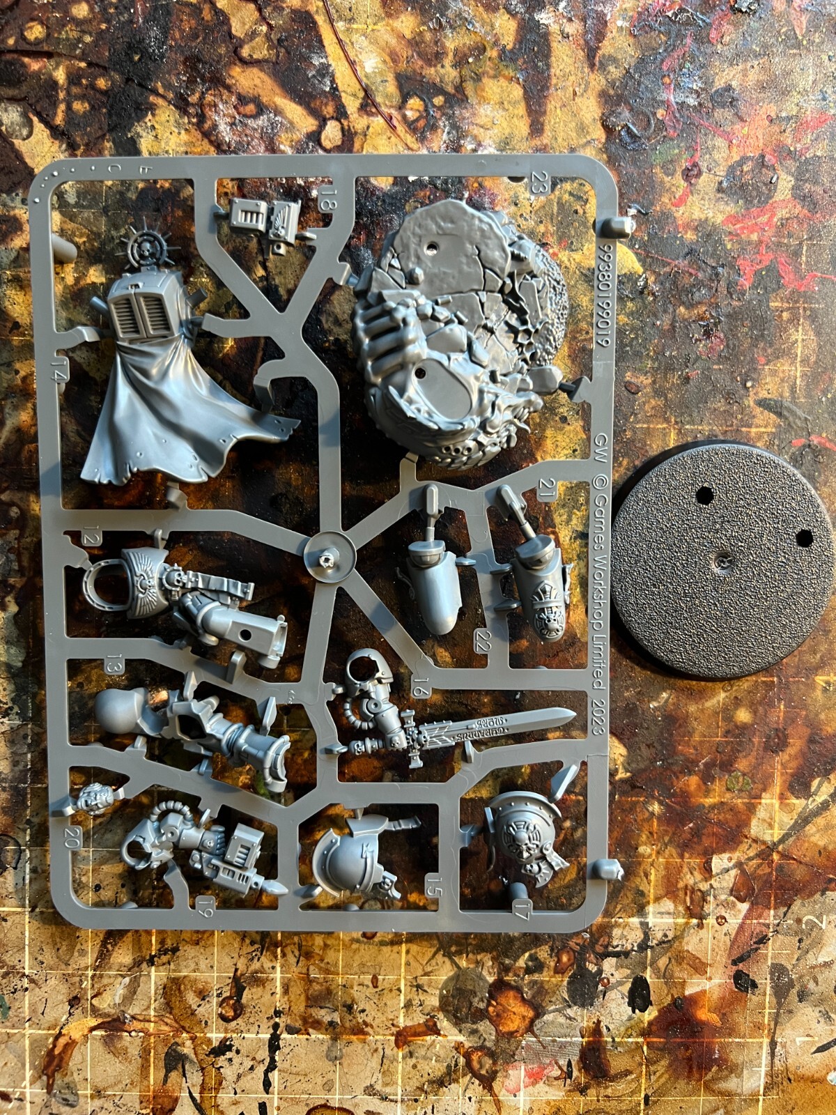 Warhammer 40k / Space Marines - Captain in Terminator Armour